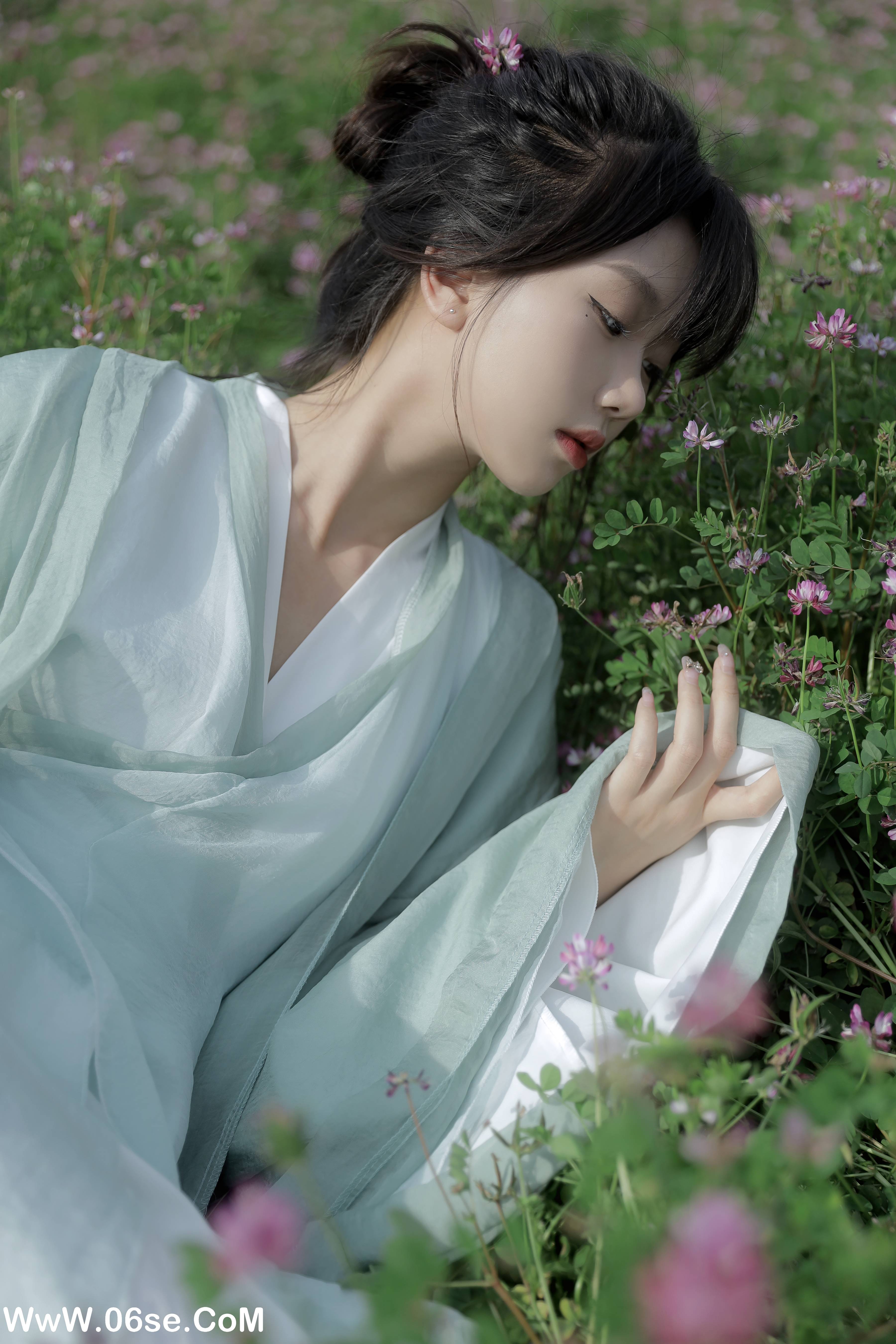 图片[20]-[YITUYU艺图语]2022.05.31 一跃落入紫云英 聂十三[20P-123.75MB]-六色网