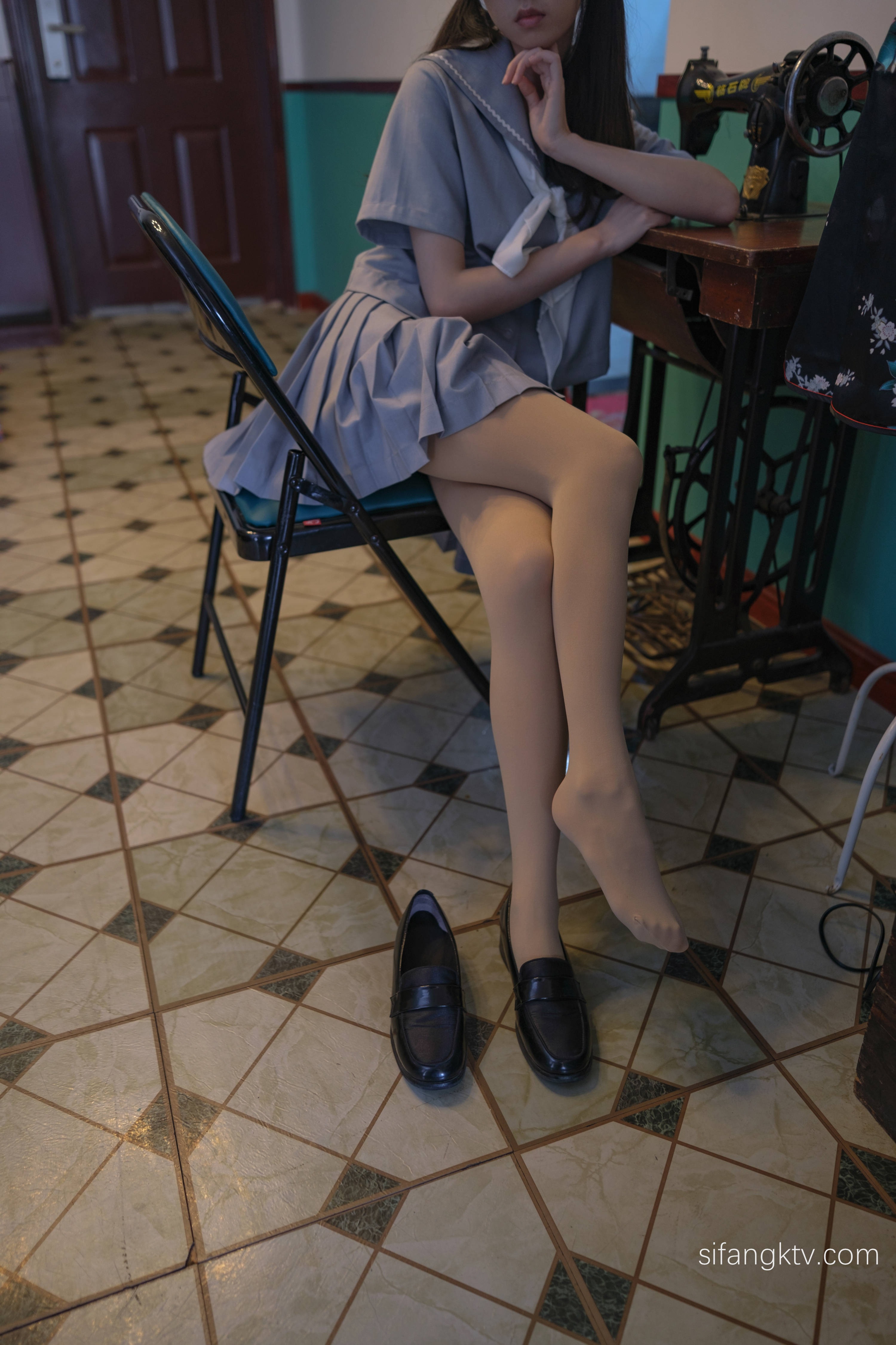 森萝财团   雏菊 JK制服丝袜写真 61