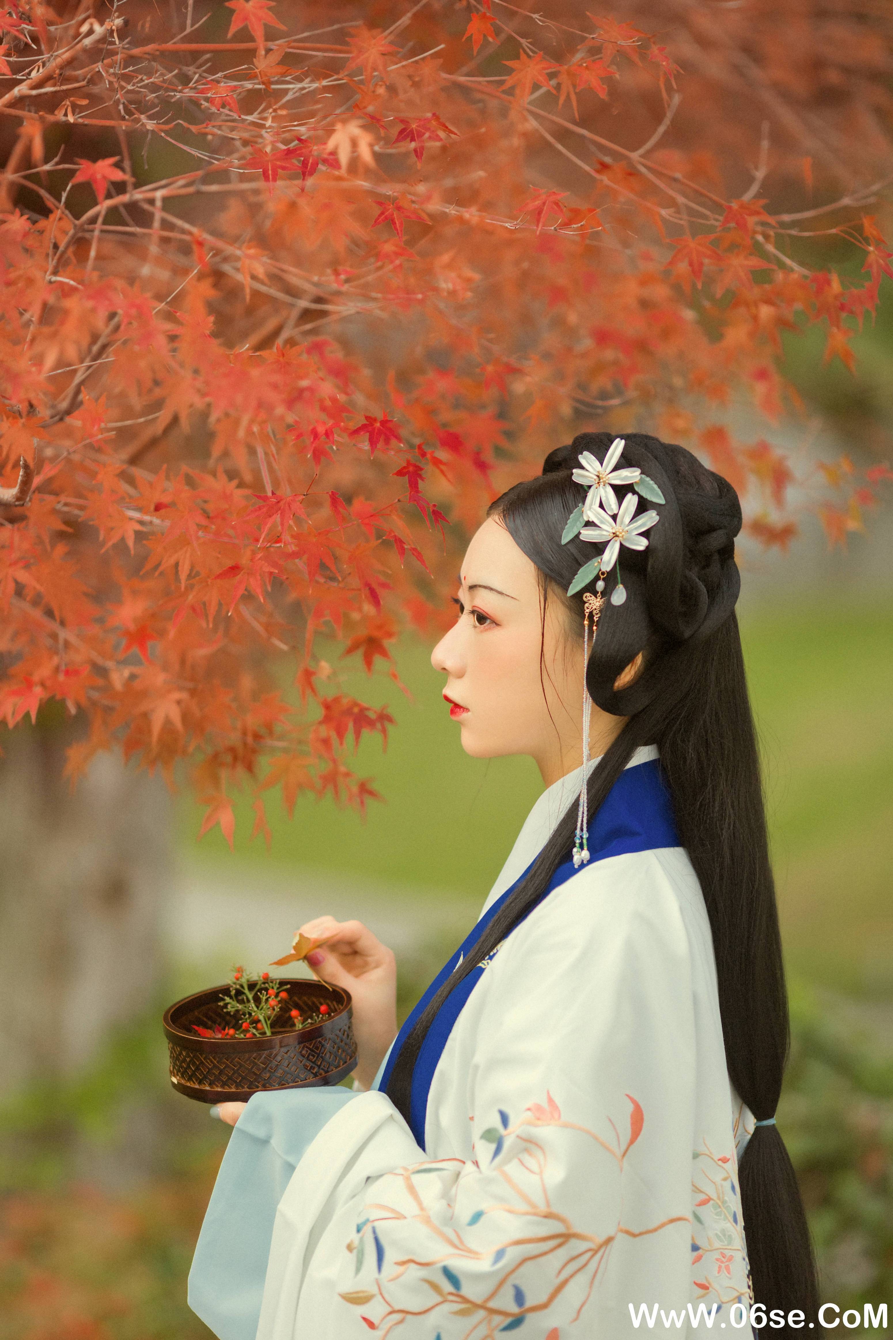 图片[25]-[YITUYU艺图语]2021.09.01 丹枫入秋 门门[27+1P／350MB]-六色网