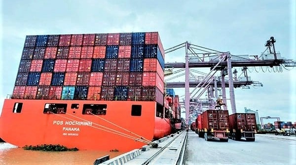 Новый контейнерный маршрут связывает Хошимин с портами Азии