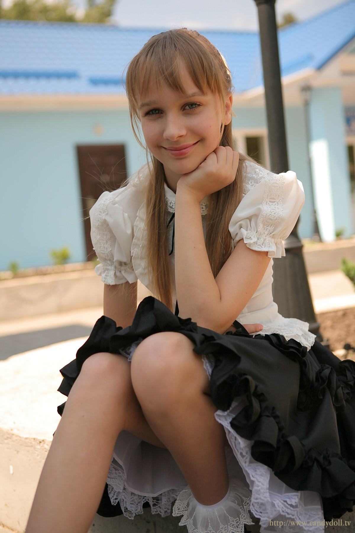 [Image: 6a03283be3e90f381d2dc.jpg]