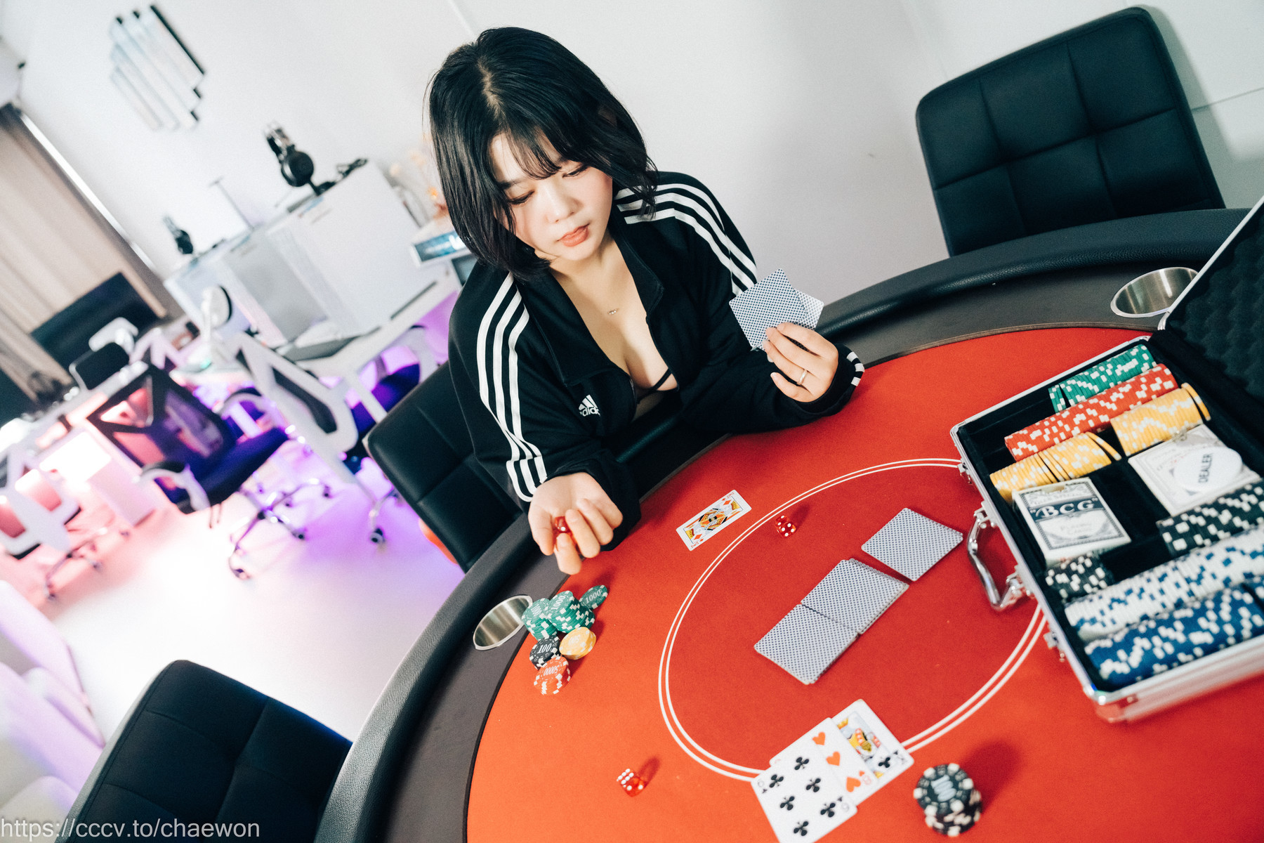 ZIA.Kwon 권지아, [Loozy] PC Room With SP Set.01 5