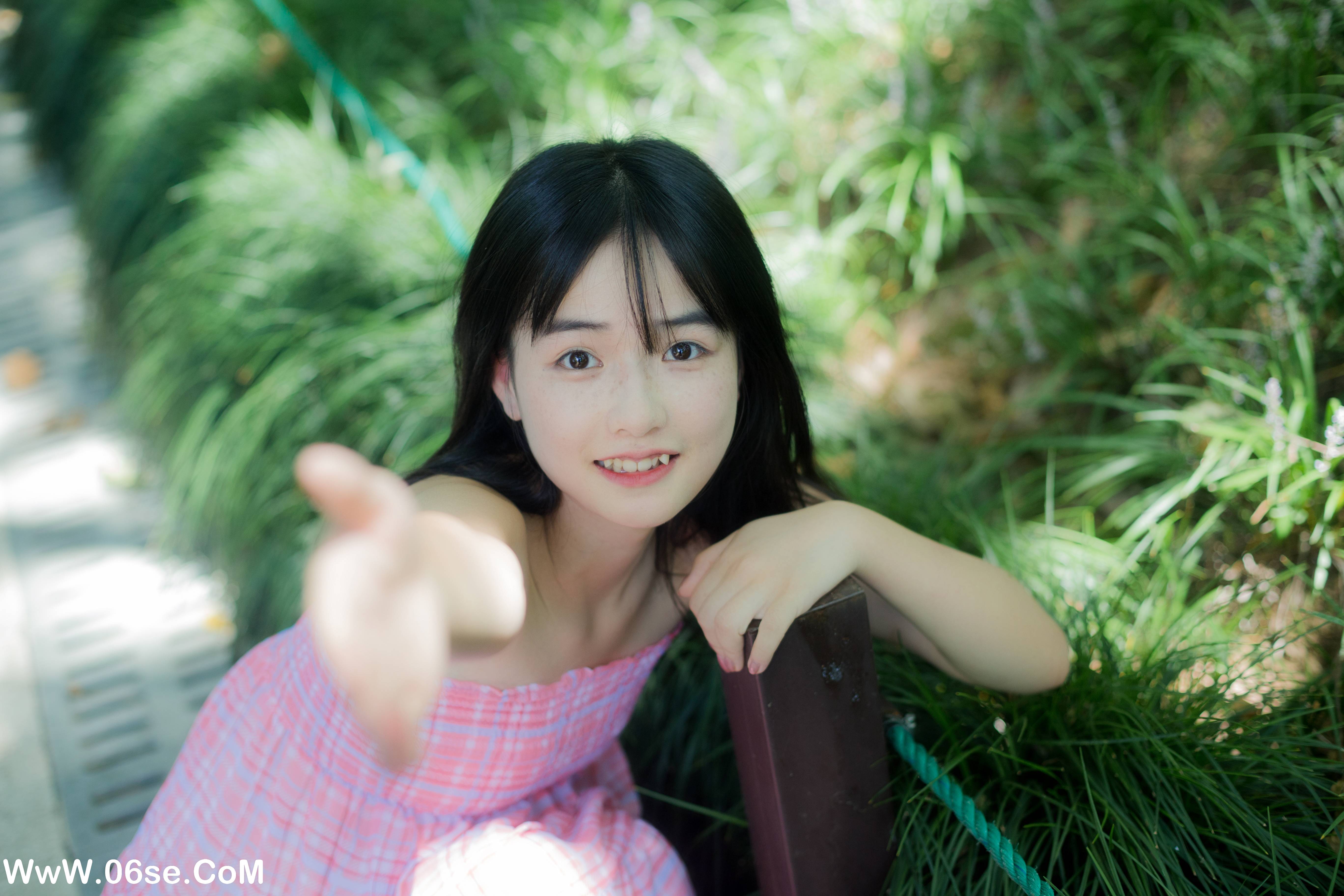 图片[32]-[YITUYU艺图语]2022.10.02 回不去的夏天 小怡妹妹cute[33+1P／378MB]-六色网