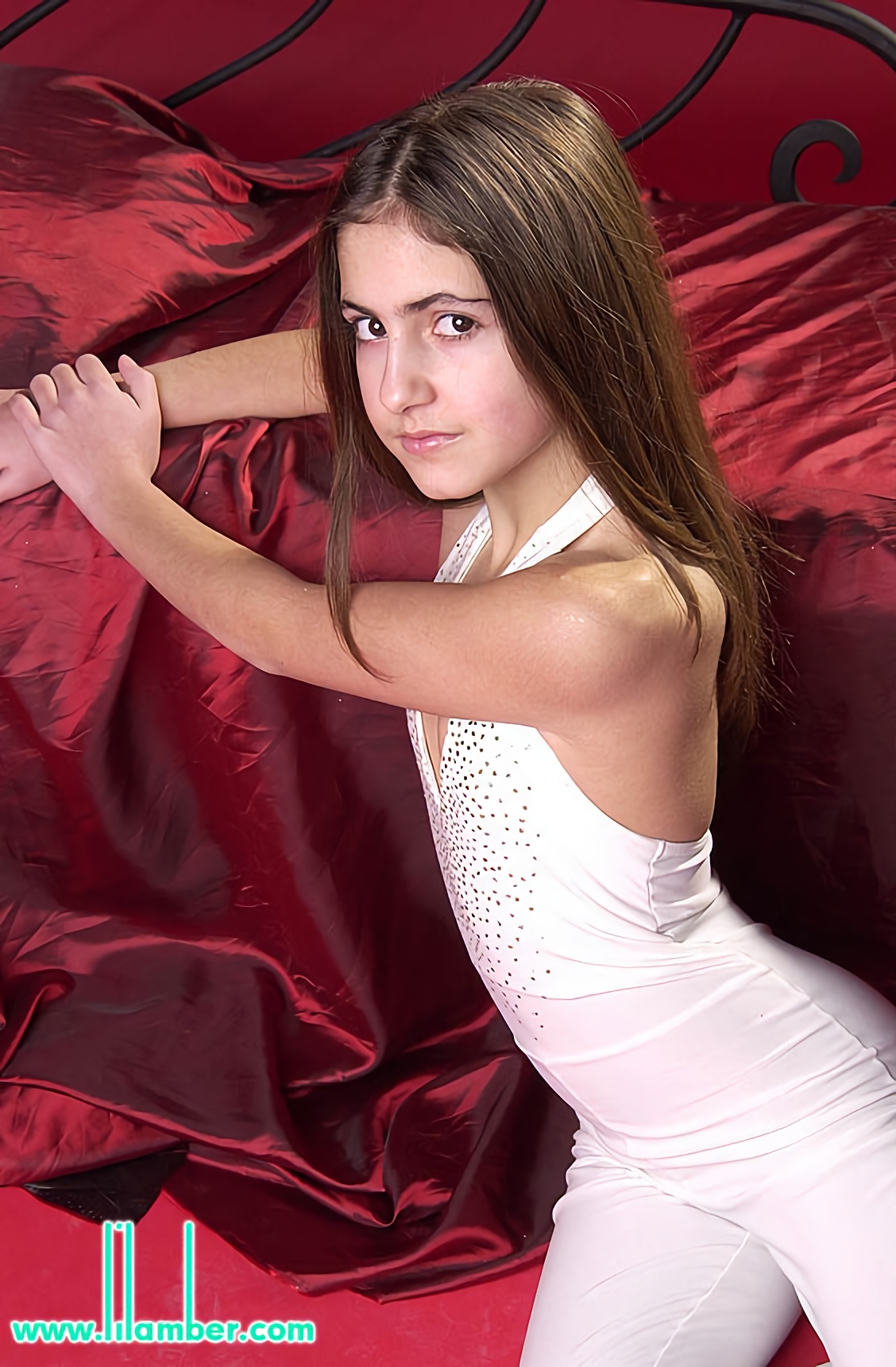 [Image: 6a695cefbe4ba740053ed.jpg]