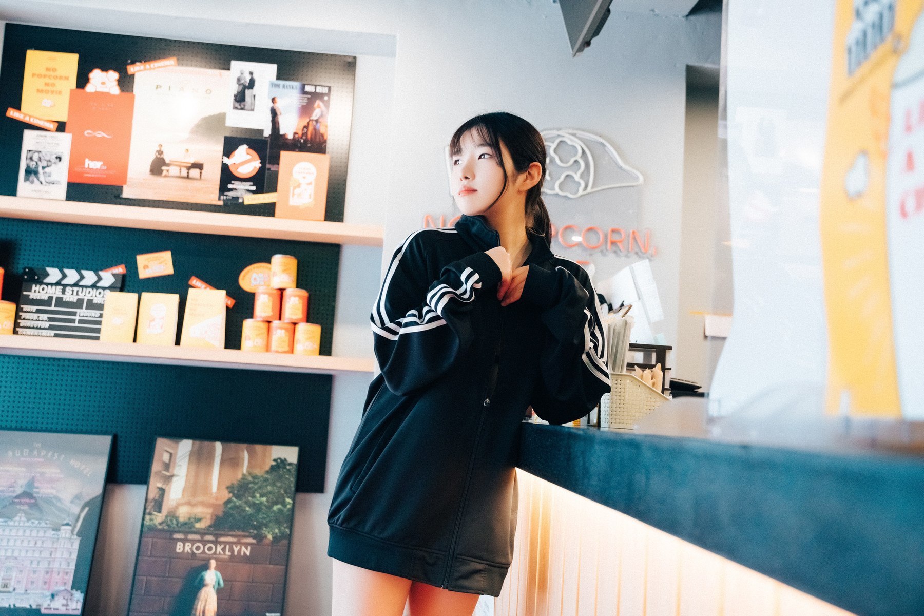 Sonson 손손, [Loozy] Cinema Girl (+S.Ver) Set.01 8