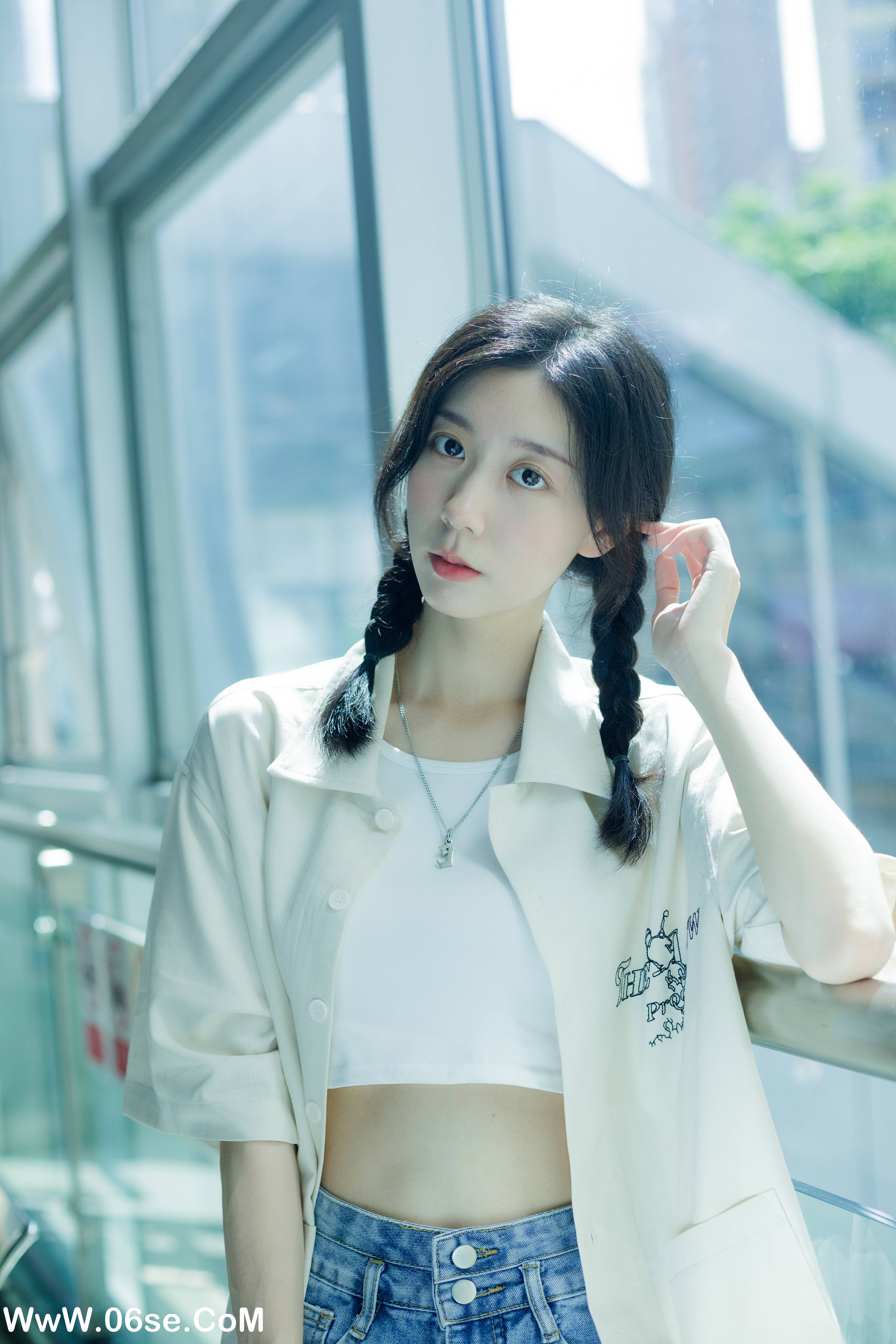 图片[6]-[YITUYU艺图语]2022.08.22 地铁奇遇记 饲猫少女-[38+1P／340MB]-六色网