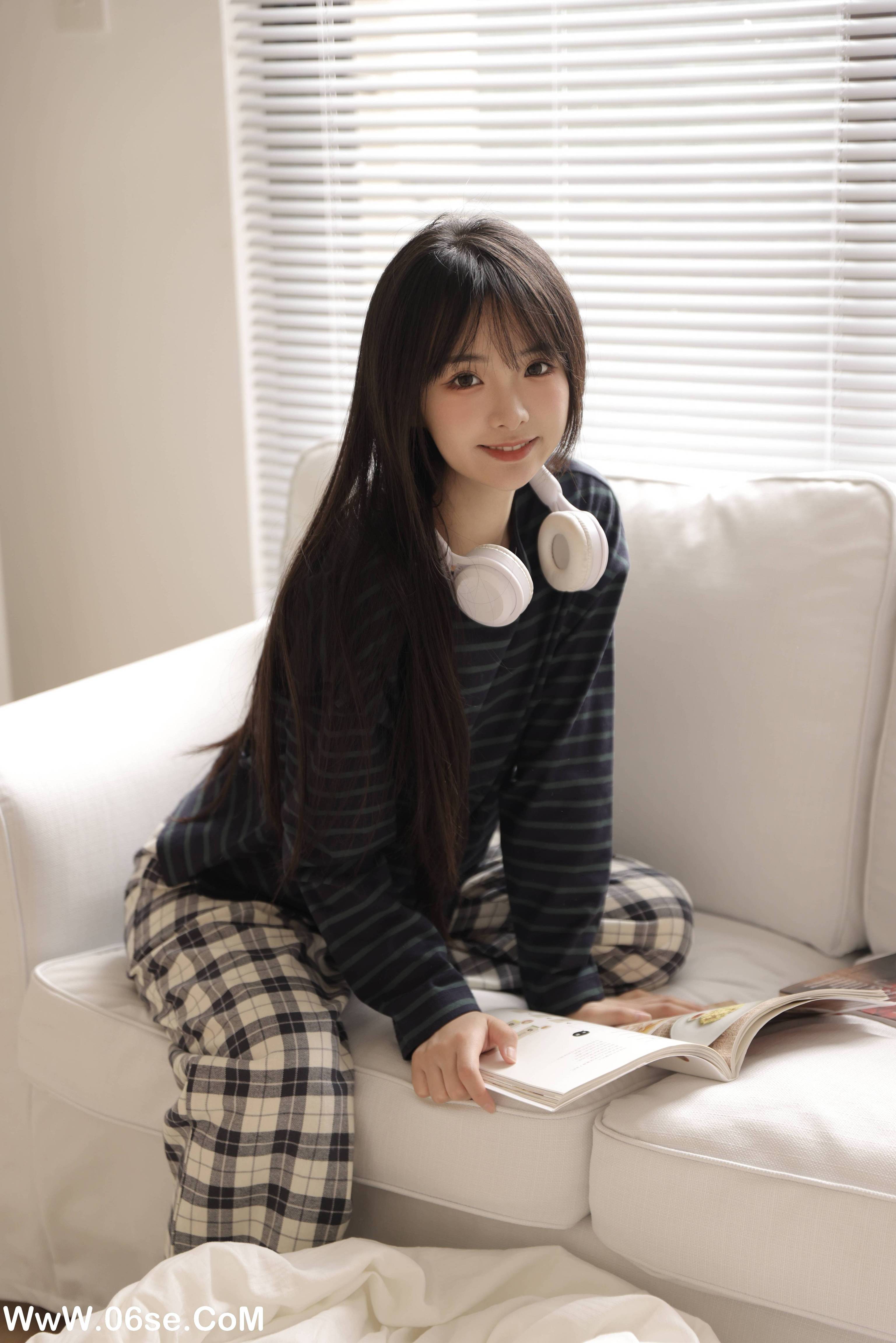 图片[12]-[YITUYU艺图语]2022.12.19 白色 莉莉崽w[30+1P／336MB]-六色网