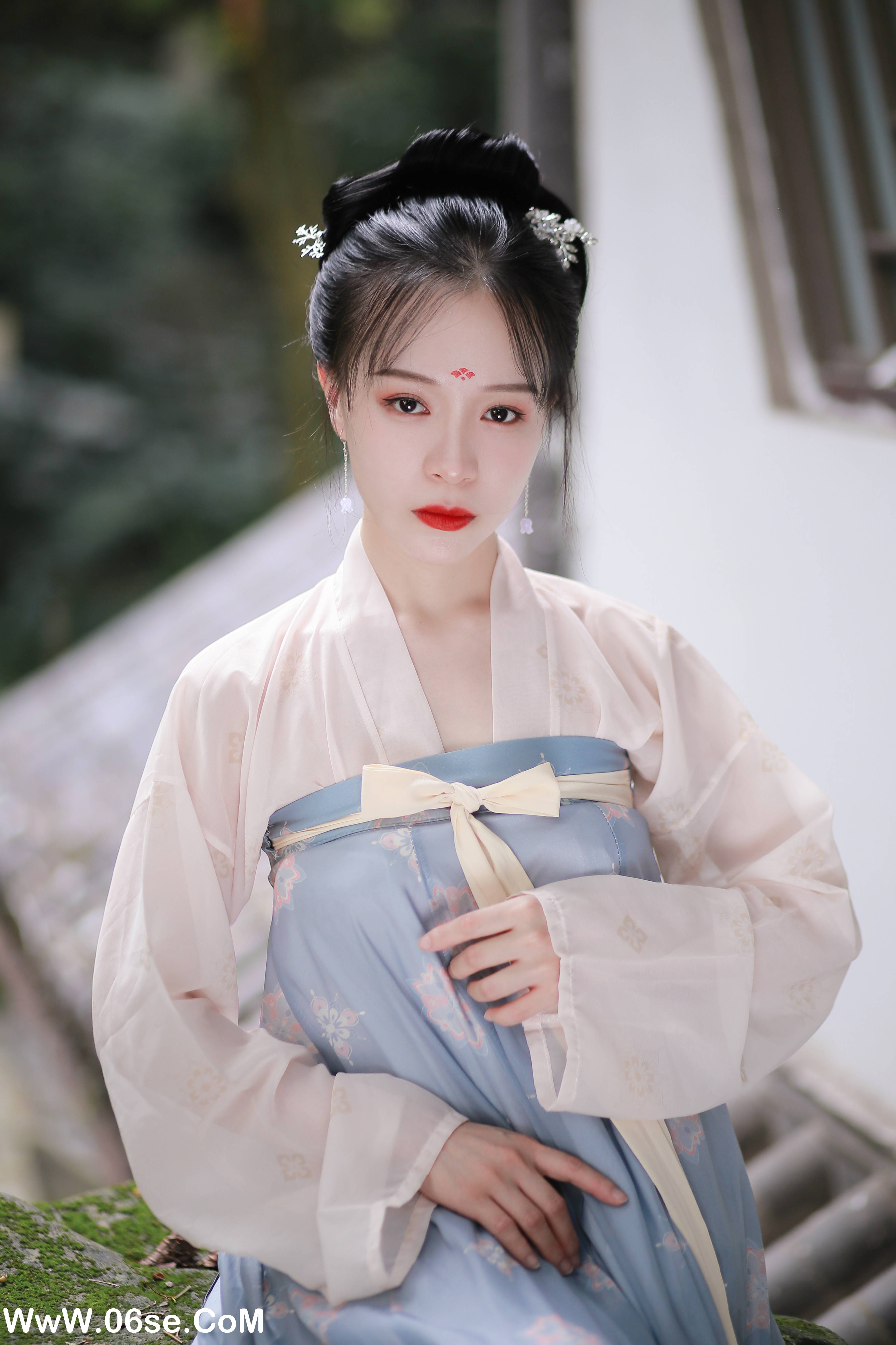 图片[17]-[YITUYU艺图语]2022.01.18 蝶恋花 花泽阮阮[+1P／MB]-六色网