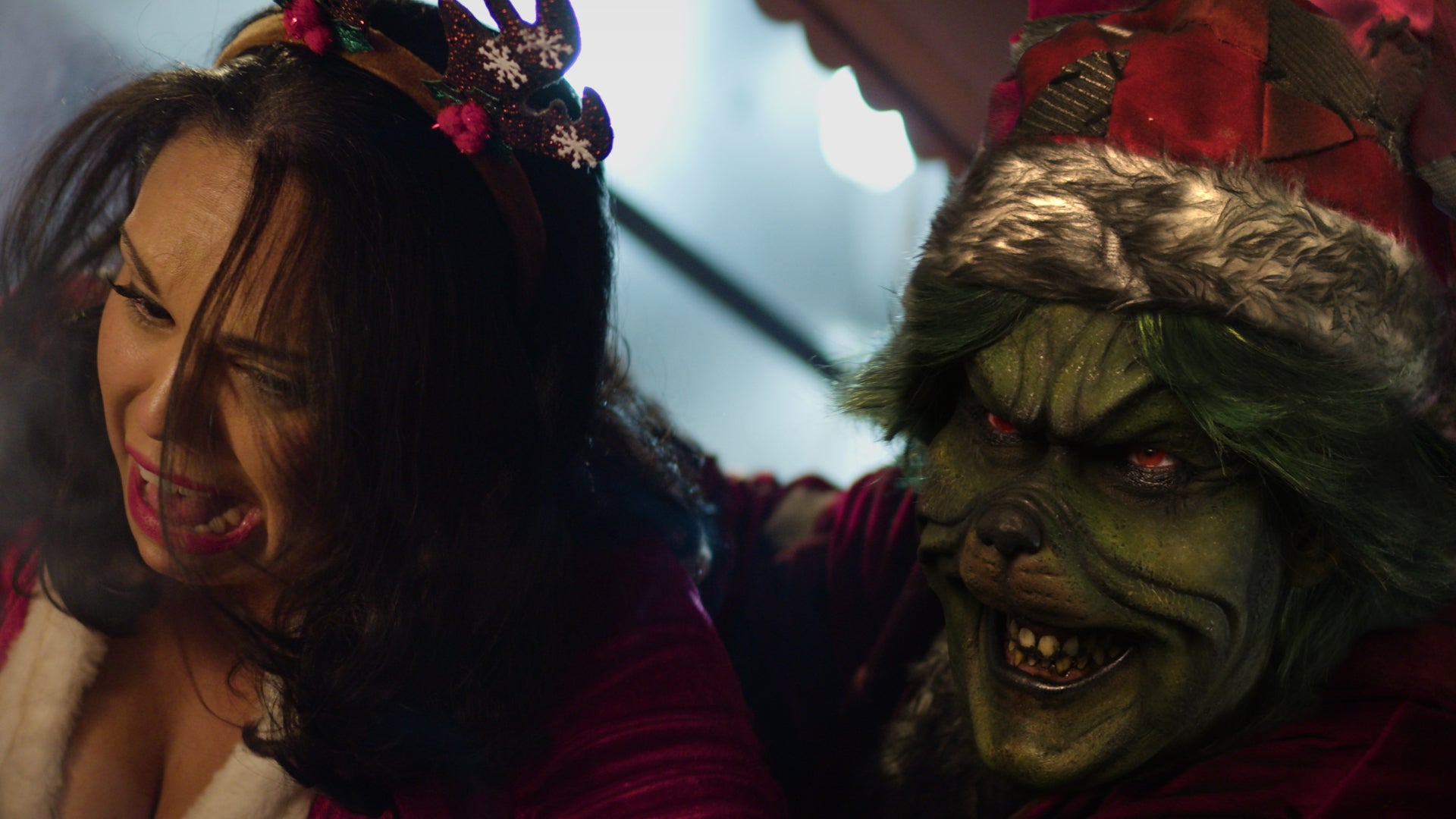 Mean one grinch. Гринч фильм 2022. The mean one фильм 2022. Зловредный фильм 2022 Гринч.