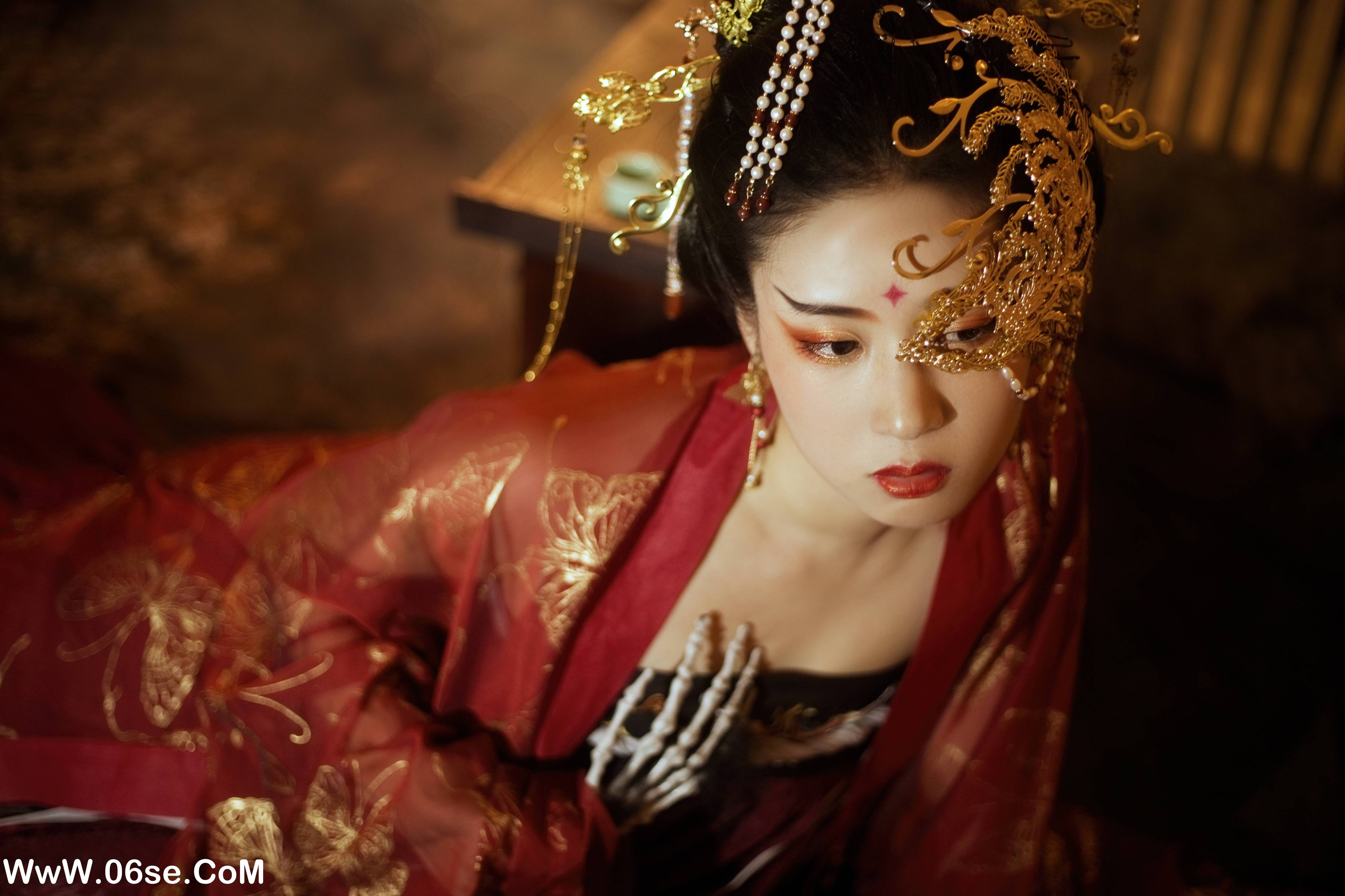 图片[27]-[YITUYU艺图语]2022.07.31 半面妆 一九九几的喵[29+1P／467MB]-六色网