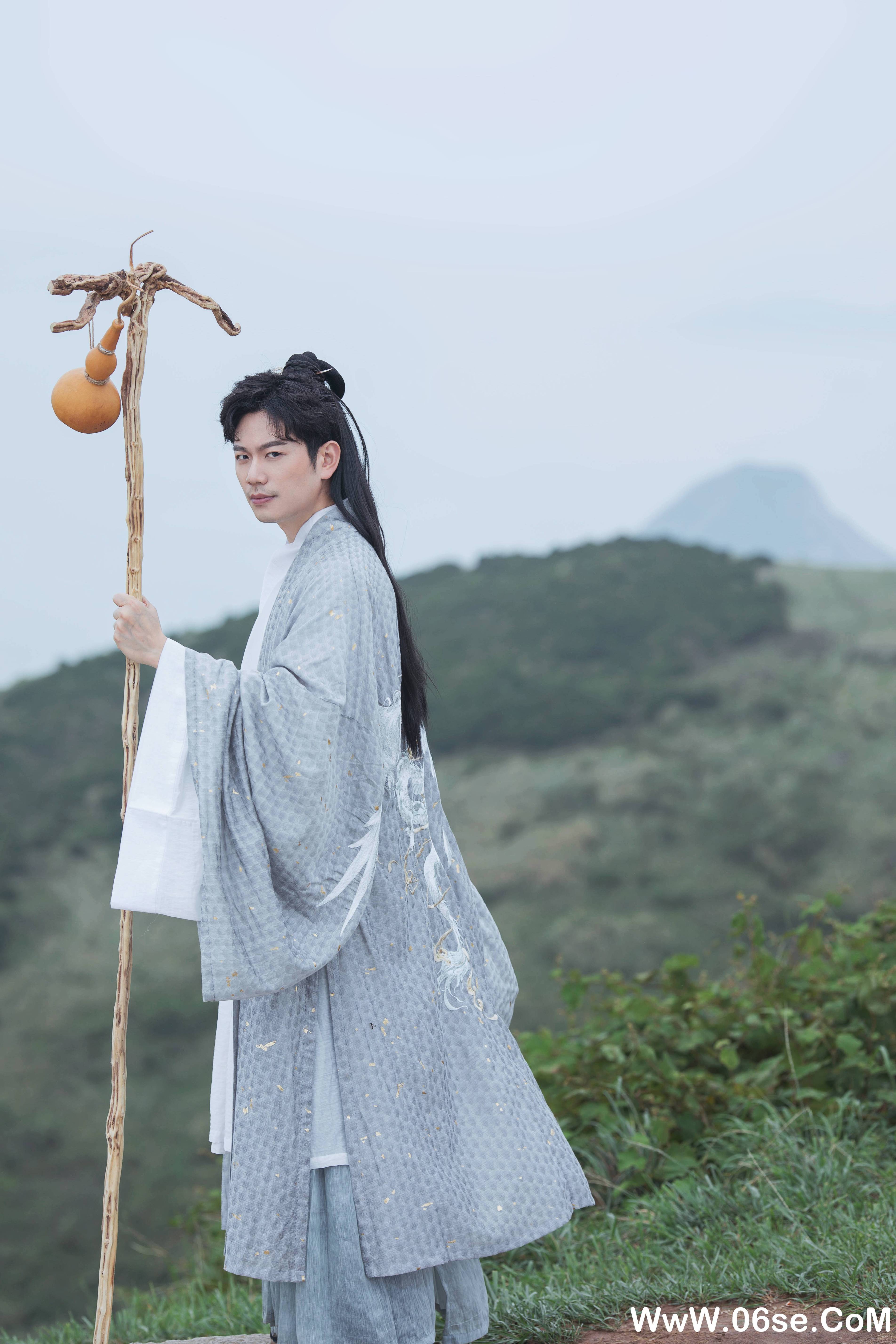 图片[24]-[YITUYU艺图语]2021.09.16 有所思 五色石南叶[28+1P／266MB]-六色网