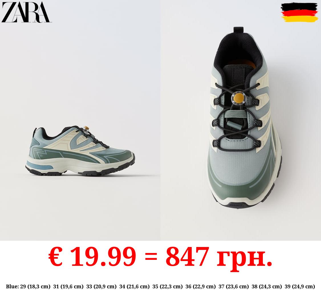 WATER-REPELLENT SNEAKERS