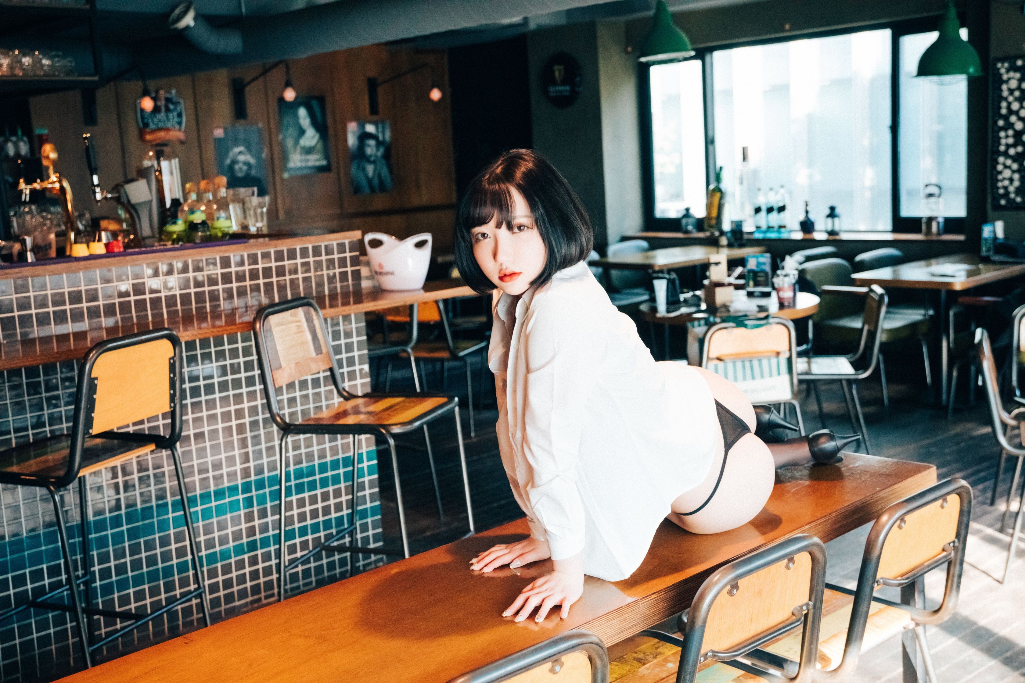孙乐乐 - [Loozy] Son Ye-Eun (손예은) - Tainted Love Bar 90
