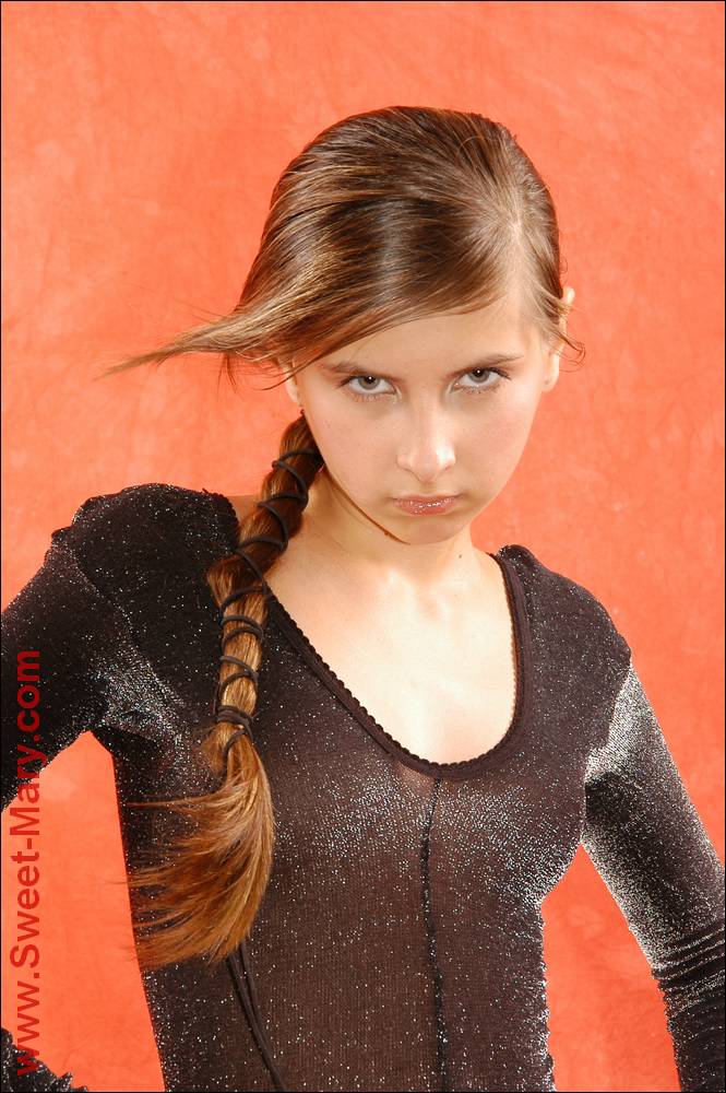 [Image: 6b4d63b422a930829d7f7.jpg]