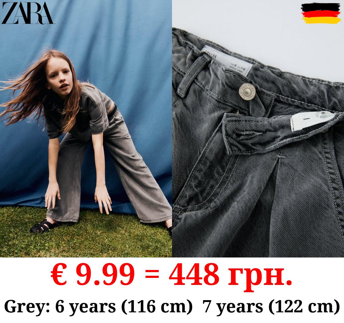 LOOSE-FITTING DARTED TROUSERS