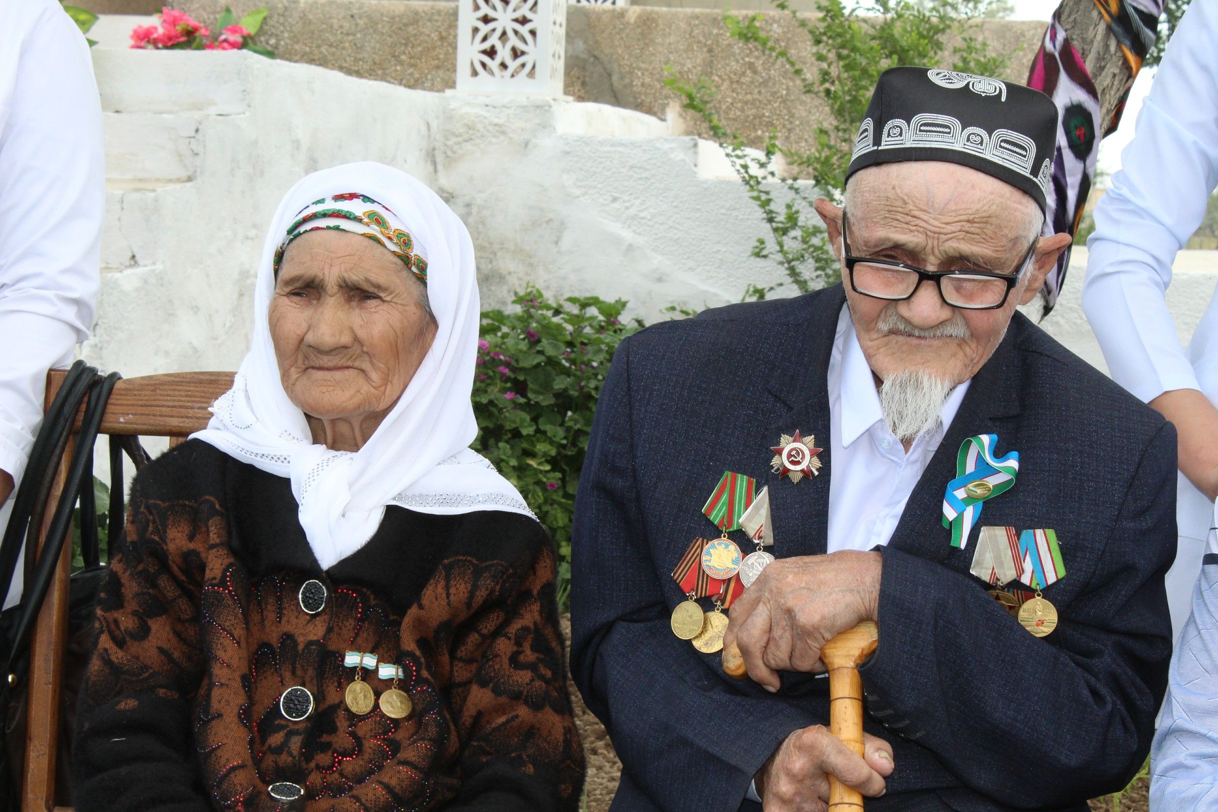 9 may xotira va qadrlash. 9 Мая Узбекистан. 9 Мая Xotira va qadrlash kuni rasmlar. 9 Мая Узбекистан день памяти и почести. 9 Май Хотира ва қадрлаш расмлар.