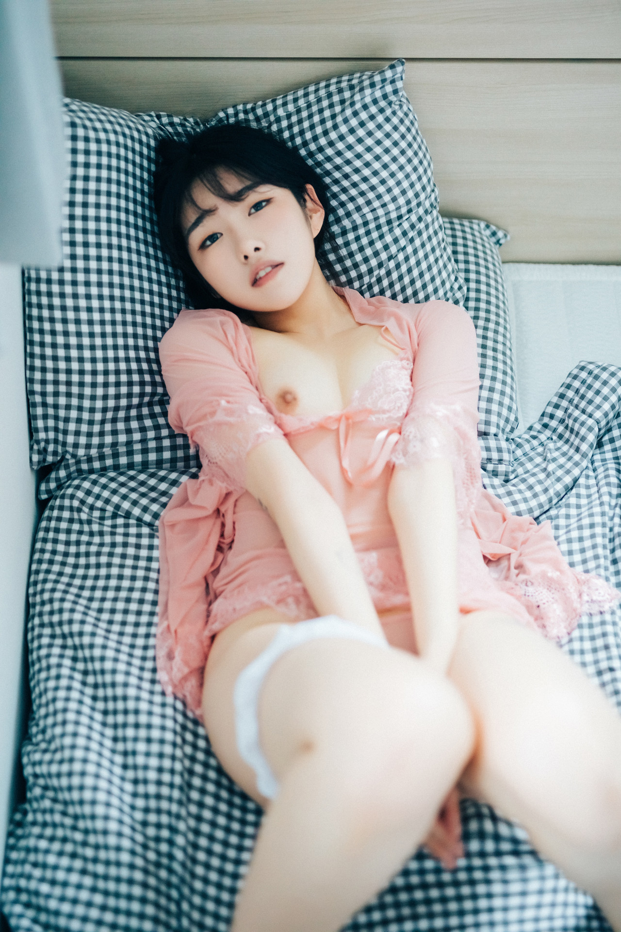 Sonson 손손, [Loozy] Date at home (+S Ver) Set.02 26