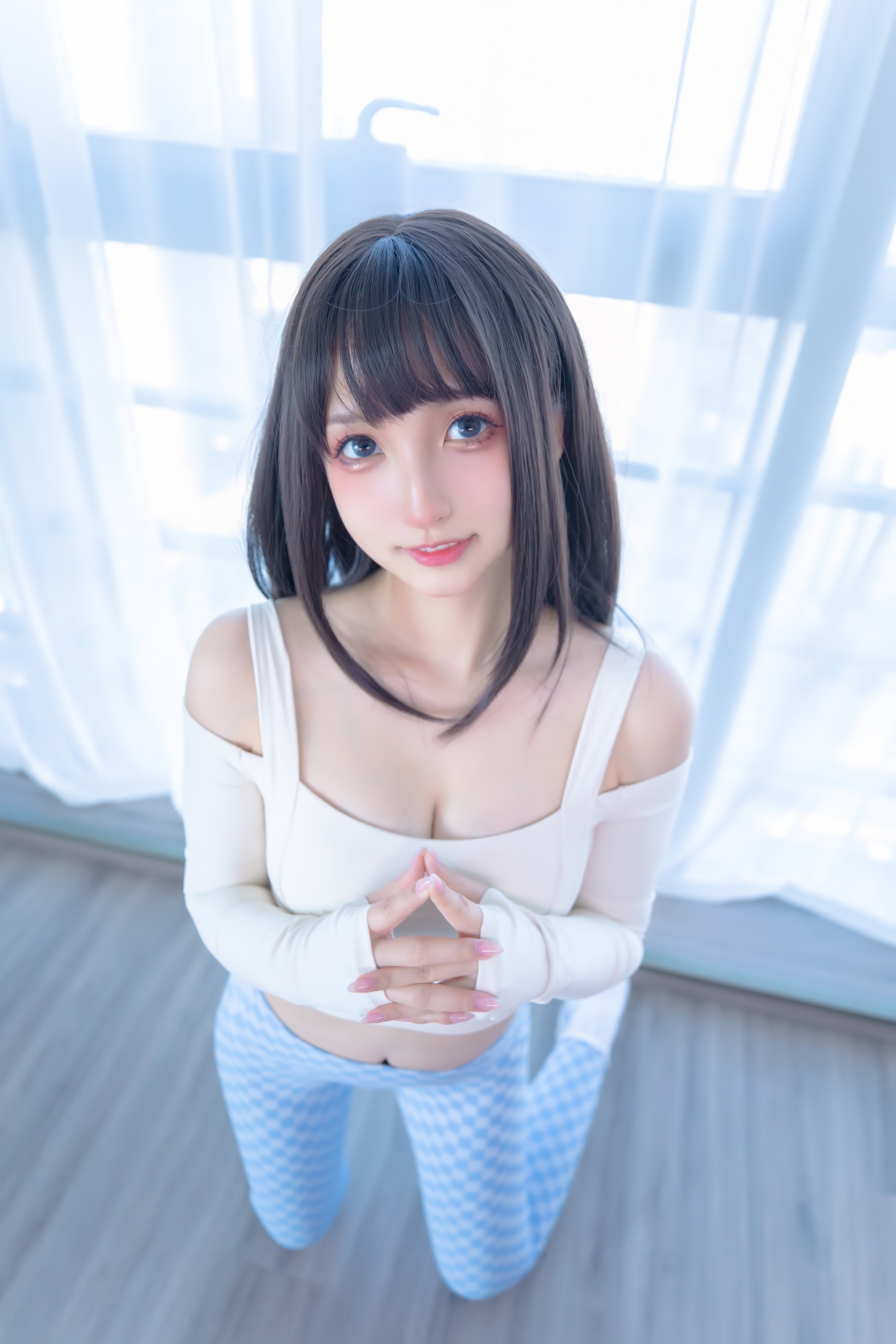 神楽坂真冬 - NO.93 蓝白格 [75P-172MB] 17