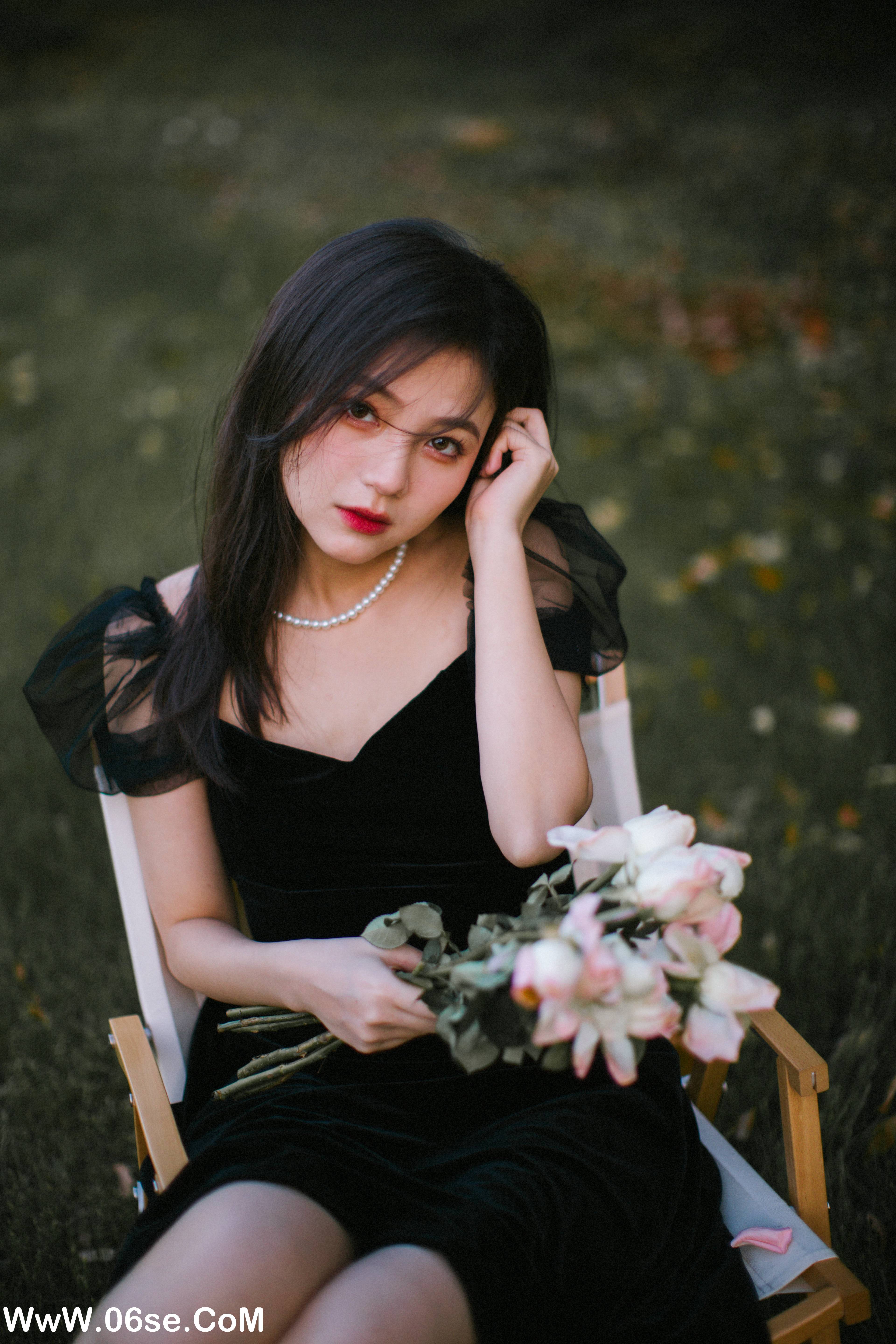 图片[5]-[YITUYU艺图语]2022.07.14 少女与花 夏芸是只小考拉[24+1P／313MB]-六色网