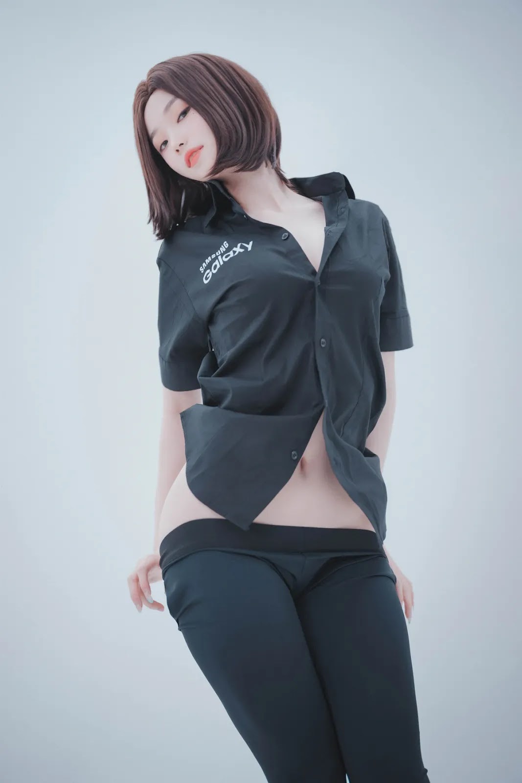 Bambi 밤비, [DJAWA] Hi Sam! Version-B 44