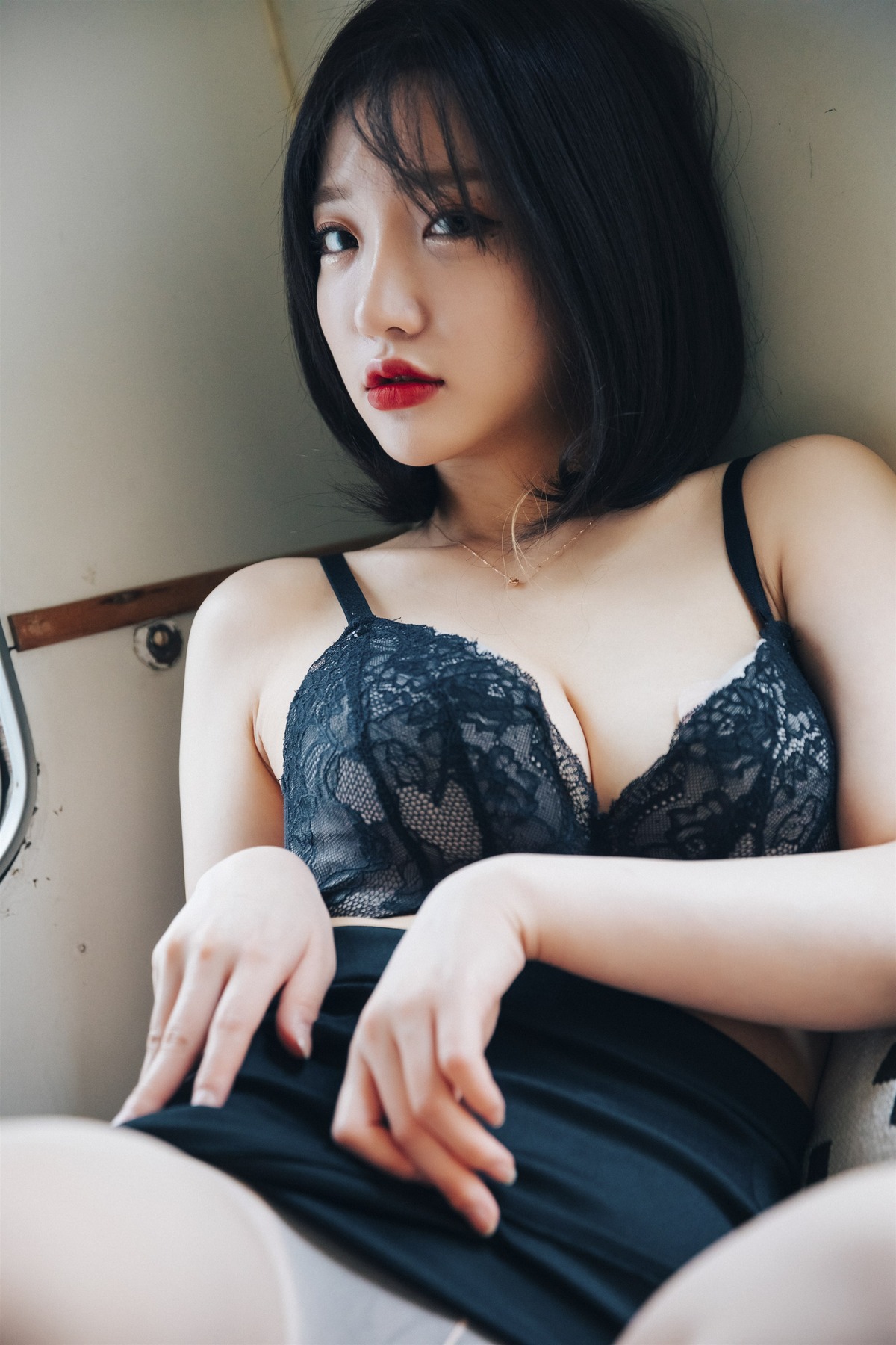Son Yeeun 손예은, [LOOZY] Officegirl s Vacation Vol.02 - Set.02 20