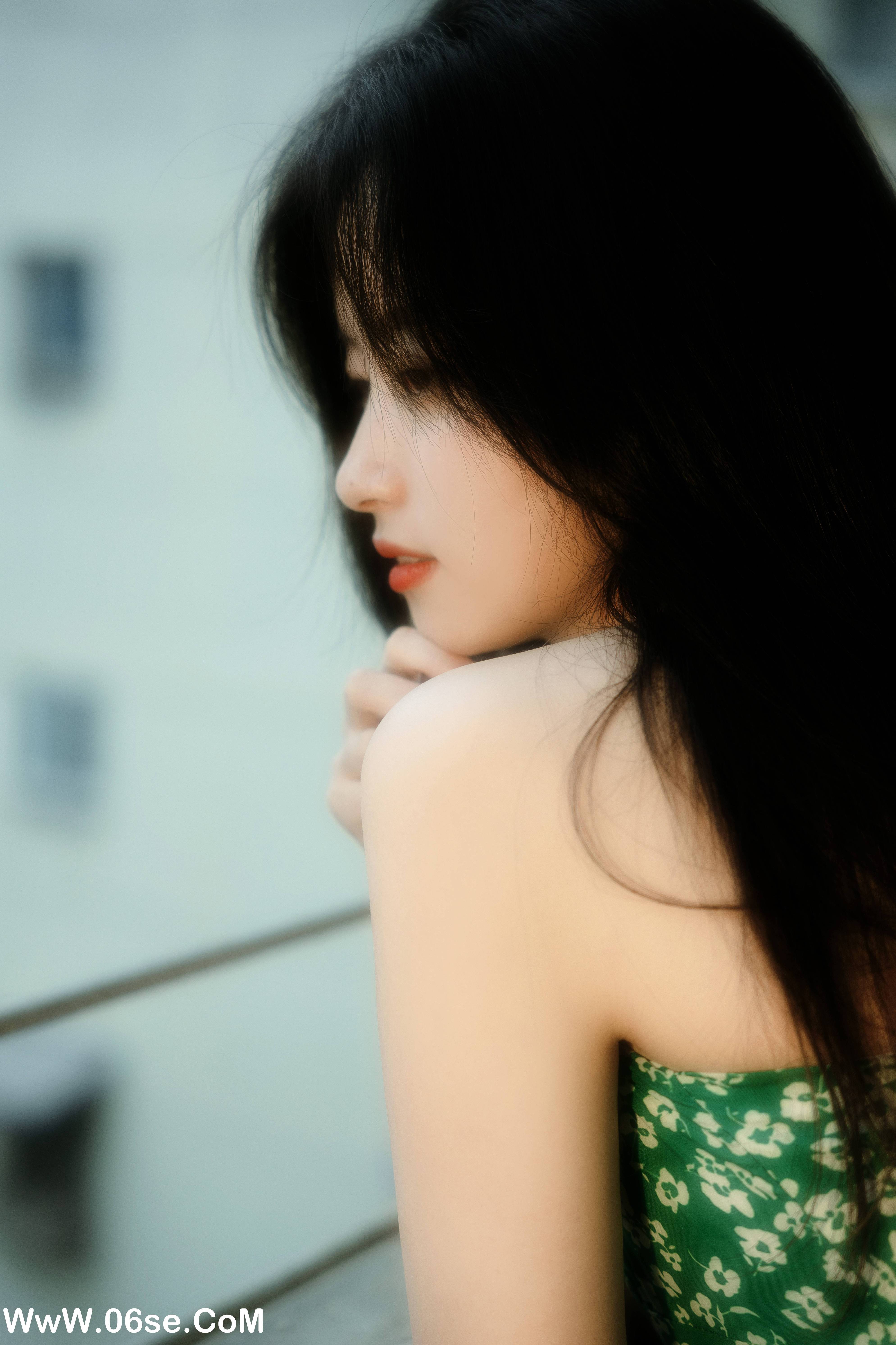 图片[24]-[YITUYU艺图语]2022.07.20 我盼你能飞过这腐烂的花朵 碗碗不是碗啊[24+1P／143MB]-六色网