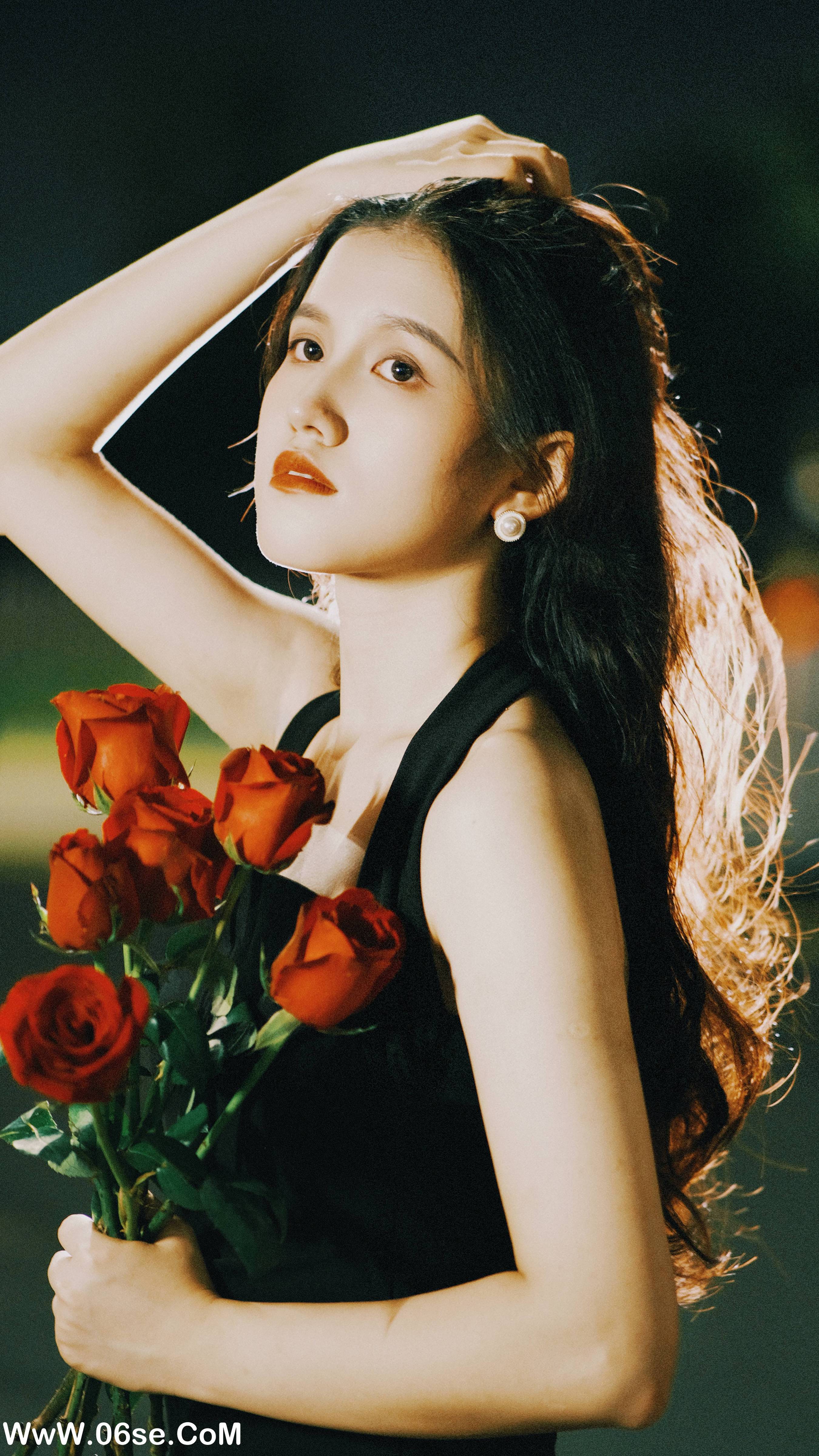 图片[11]-[YITUYU艺图语]2022.10.23 风啸 花绽 雾漫 一只捉捉[21+1P／266MB]-六色网