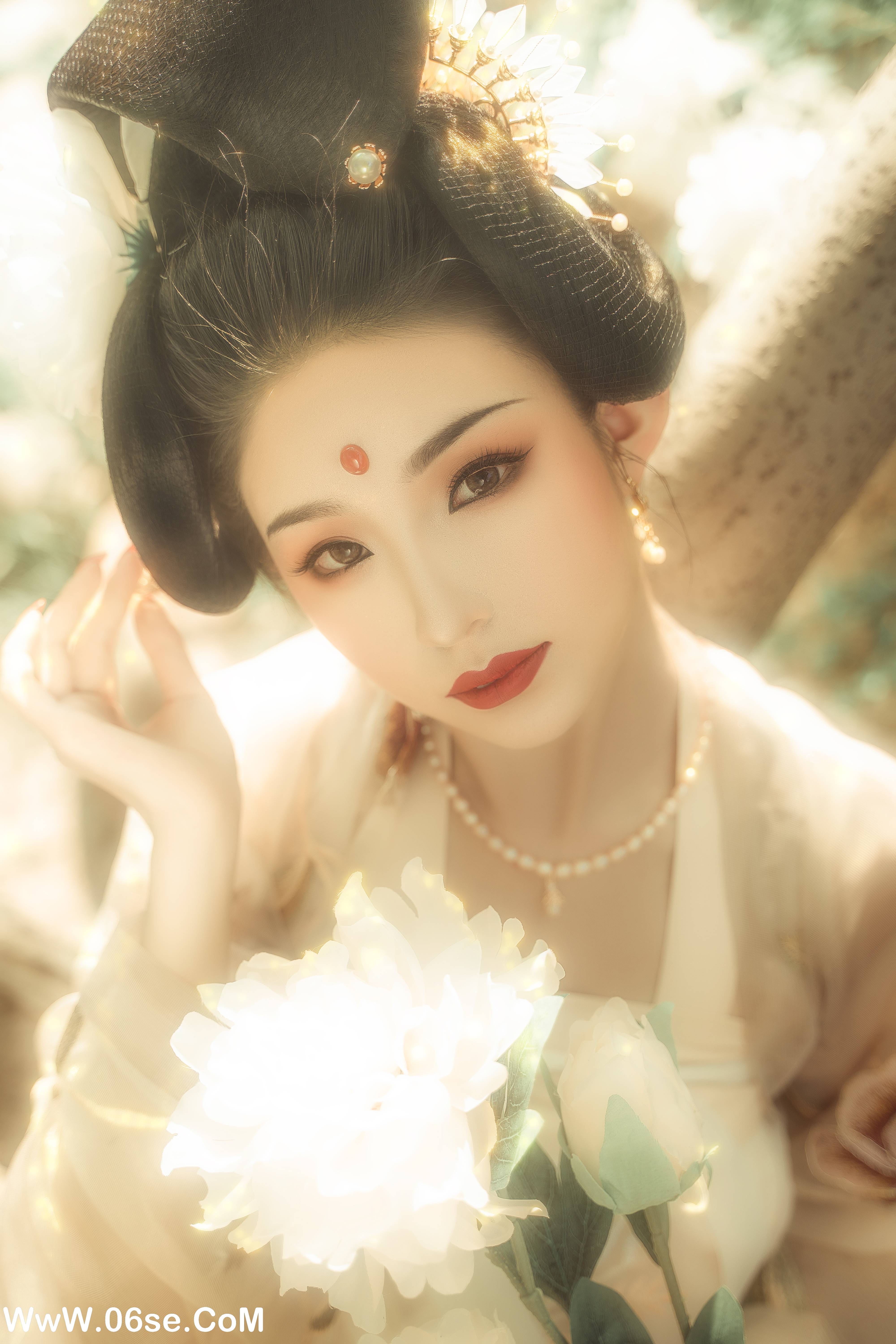 图片[34]-[YITUYU艺图语]2022.09.20 花想容 笔墨瞎伺候[34+1P／270MB]-六色网
