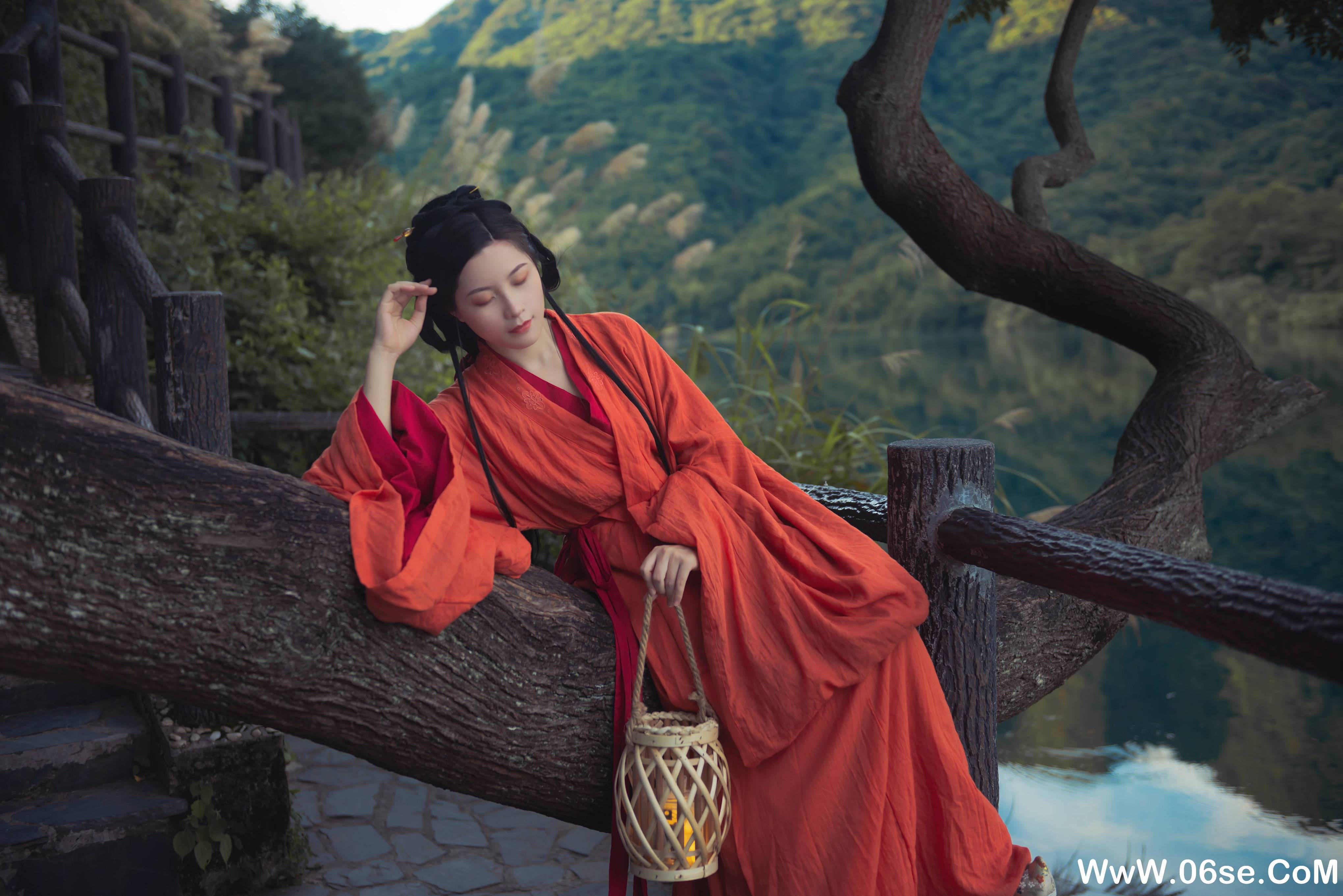 图片[4]-[YITUYU艺图语]2021.09.08 人间忽晚 山河已秋 秦笙[28+1P／230MB]-六色网
