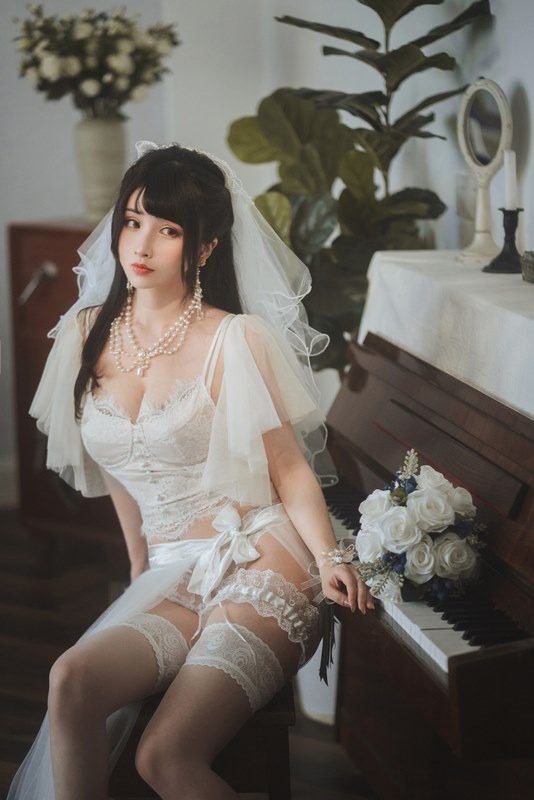 [Cos]凉凉子 - 透明婚纱[39P] 27