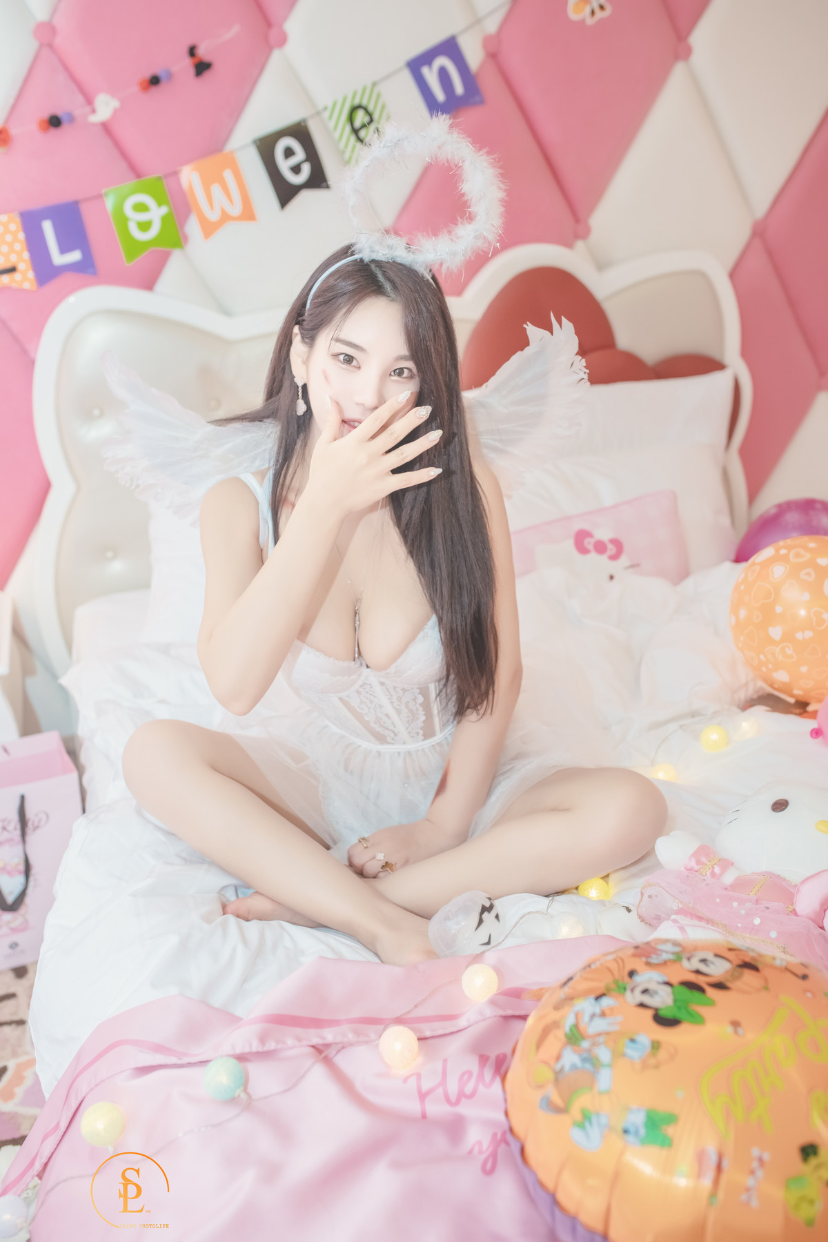 Zzyuri 쮸리, [SAINT Photolife] Pink Halloween 25