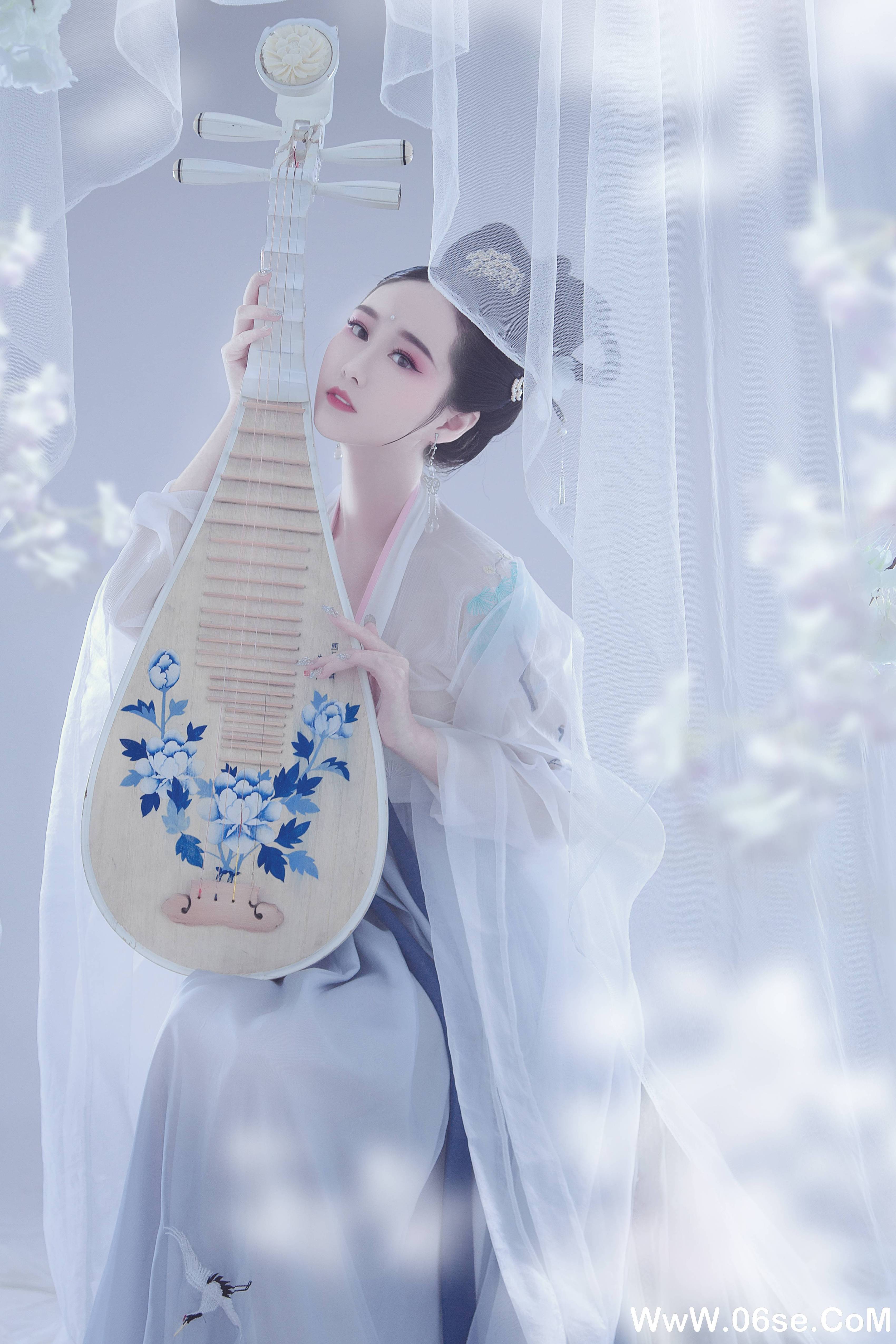 图片[10]-[YITUYU艺图语]2021.12.13 绣幕芙蓉 娜宝[21+1P／242MB]-六色网