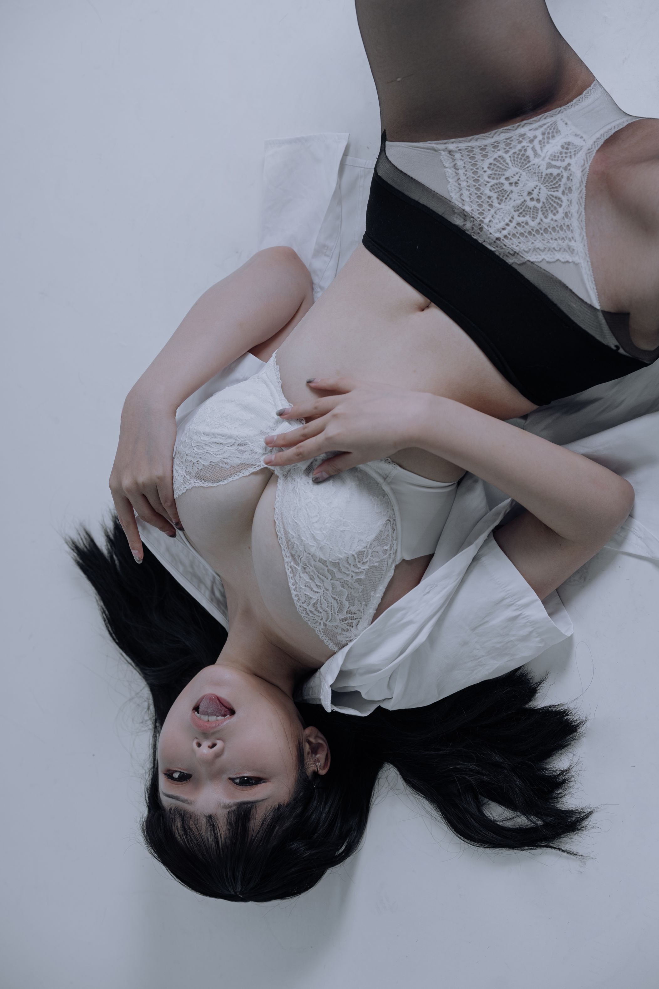 七月喵子 - NO.07 jk黑丝 [31P-172MB] 16