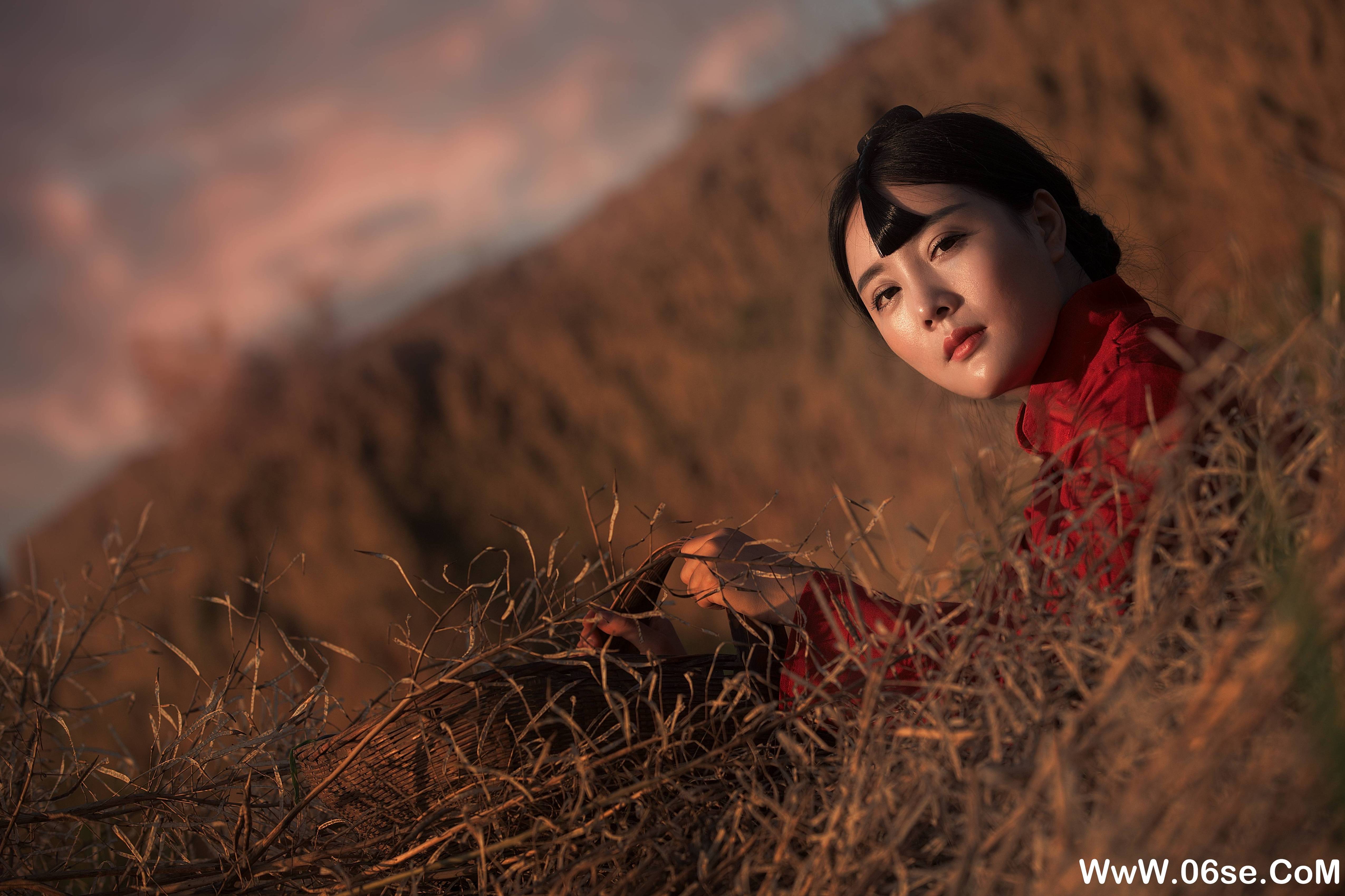 图片[26]-[YITUYU艺图语]2021.06.21 红高粱-山那边 海燕[30+1P／193MB]-六色网