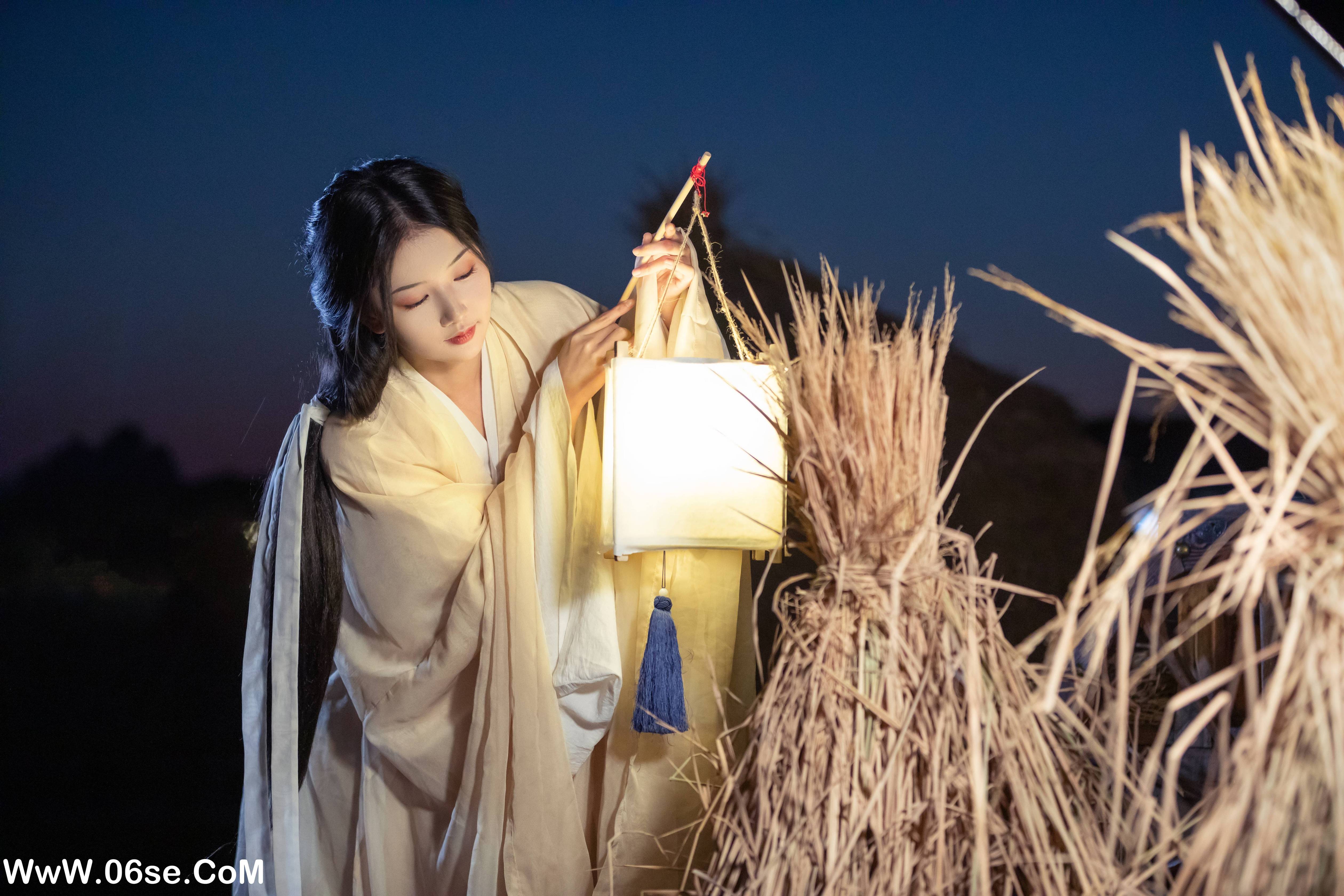 图片[21]-[YITUYU艺图语]2022.05.13 明月皎夜光 酸辣湯兒[22P-376.13 MB]-六色网