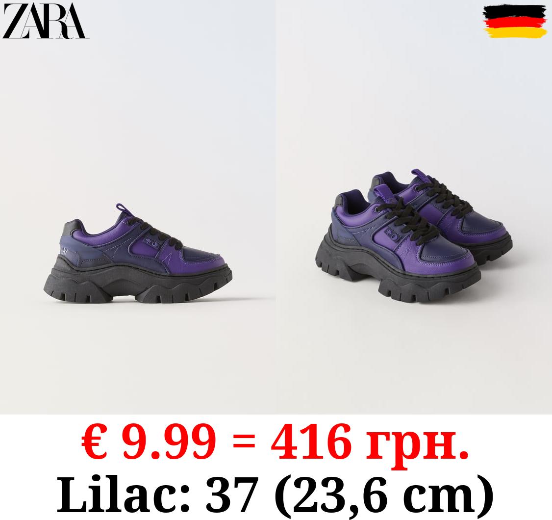 WEDNESDAY © SNEAKERS