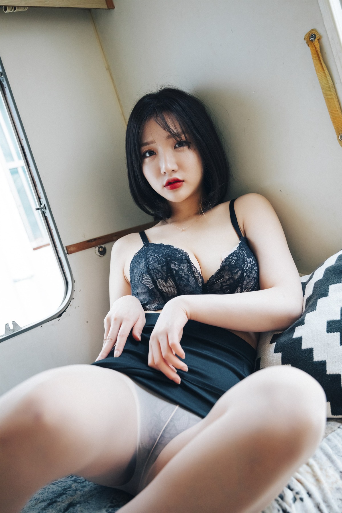 Son Yeeun 손예은, [LOOZY] Officegirl s Vacation Vol.02 - Set.02 18
