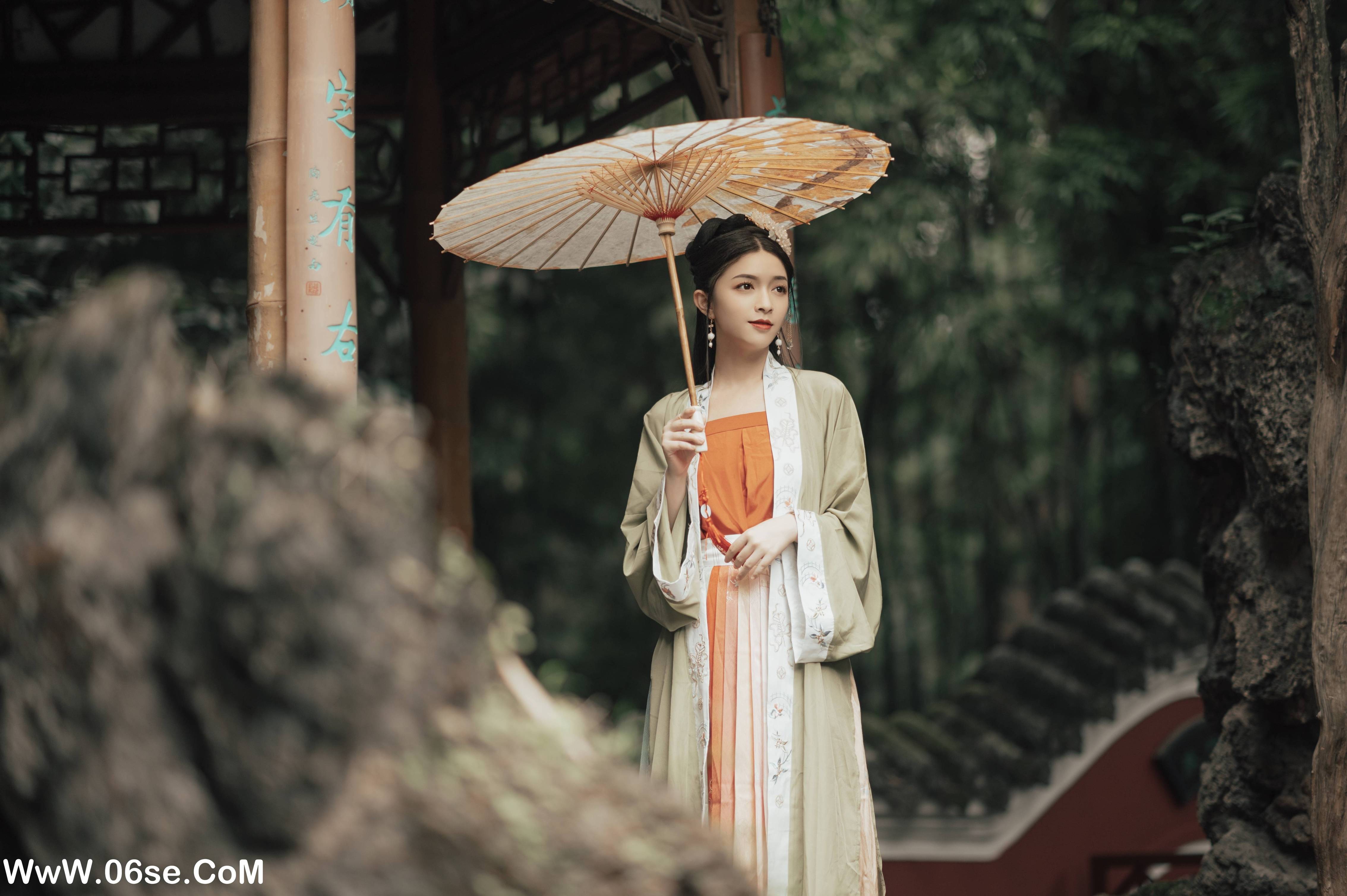 图片[28]-[YITUYU艺图语]2022.07.12 入江南 辛冉[32+1P／356MB]-六色网