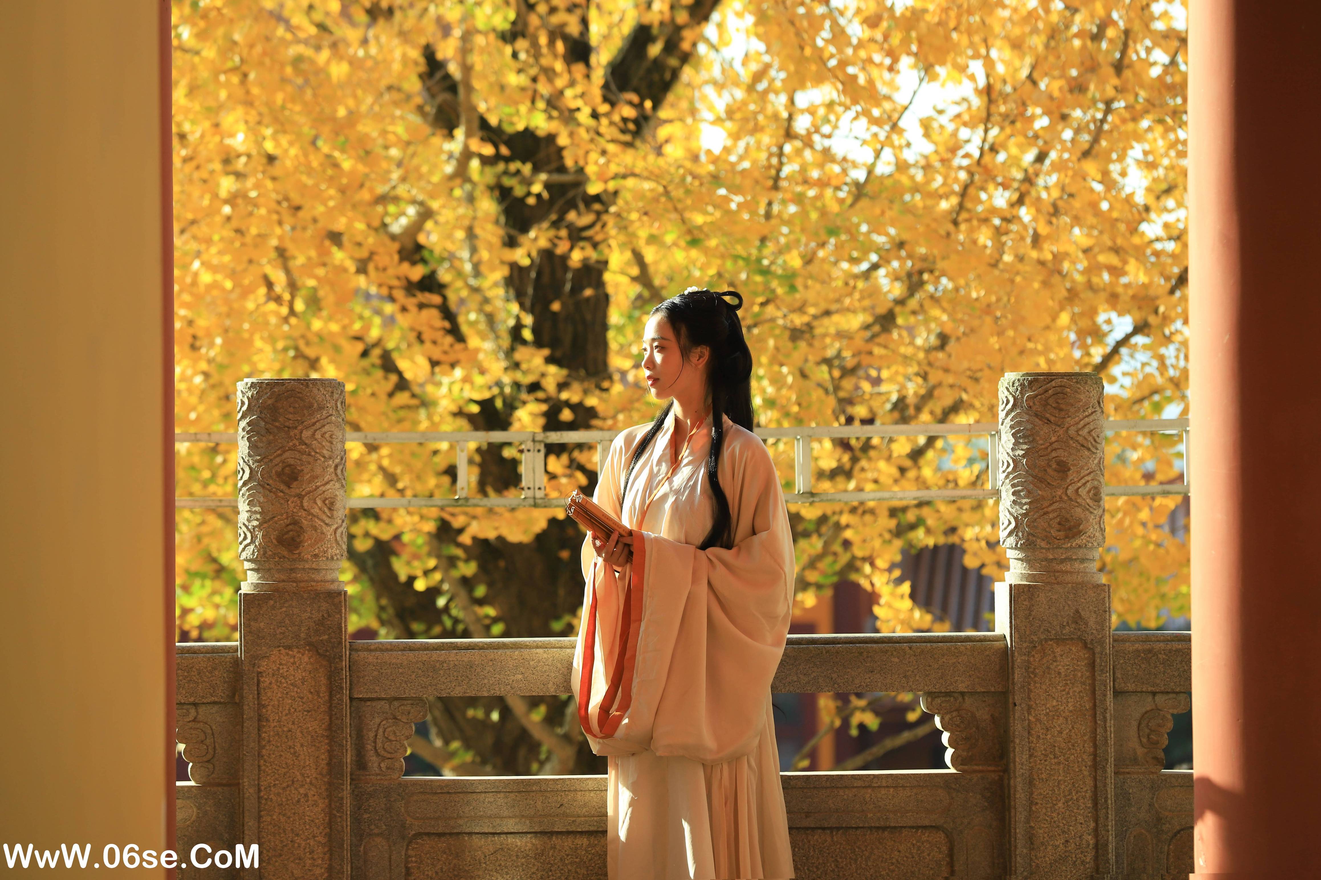 图片[15]-[YITUYU艺图语]2022.09.28 愿得一人心 汪国真潘潘[20+1P／164MB]-六色网