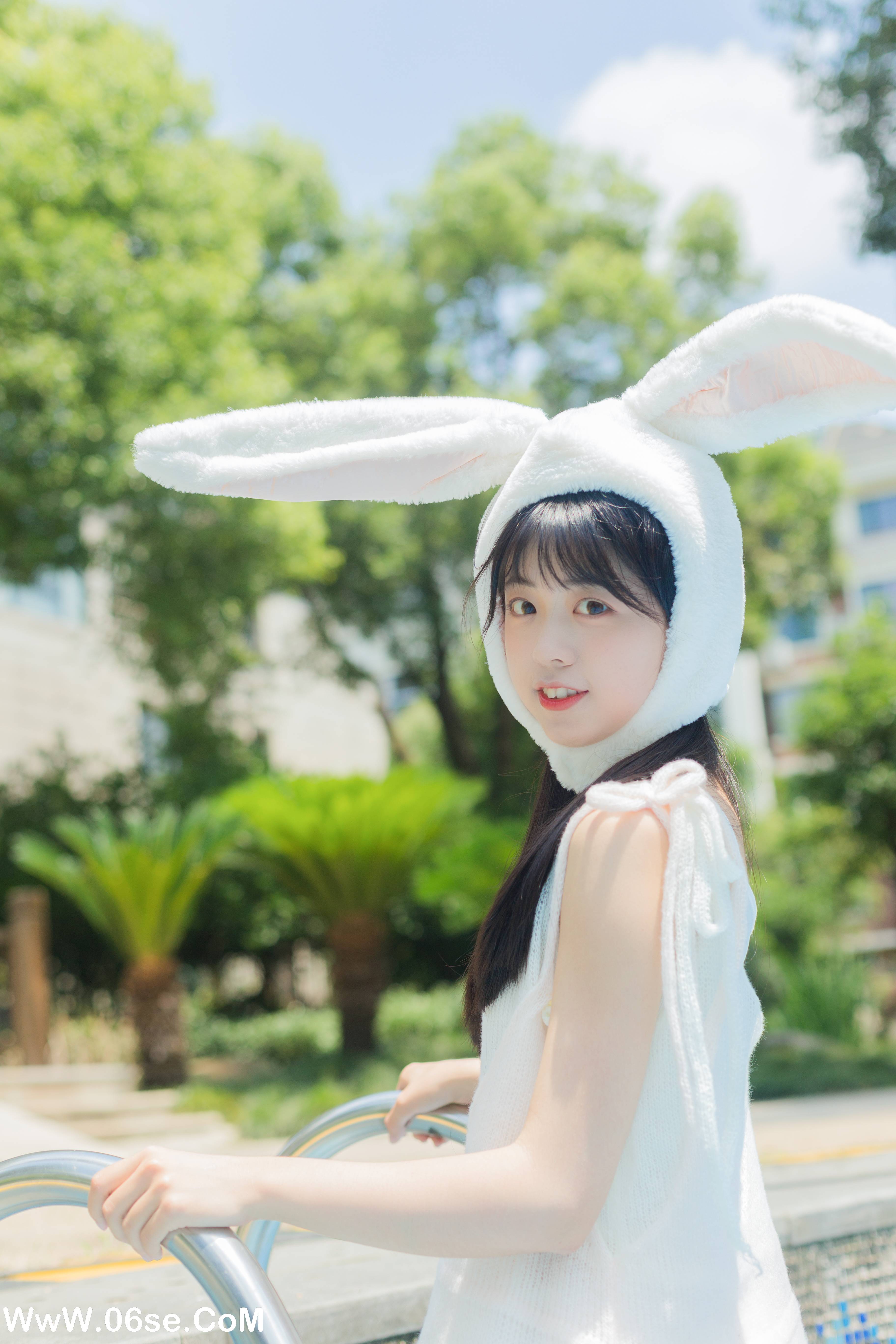 图片[24]-[YITUYU艺图语]2022.07.09 夏日泳池的兔子 可爱泡泡呀[35+1P／368MB]-六色网