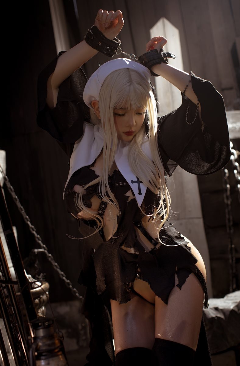 [Cos]阿寨寨- 赎罪修女[39P] 1