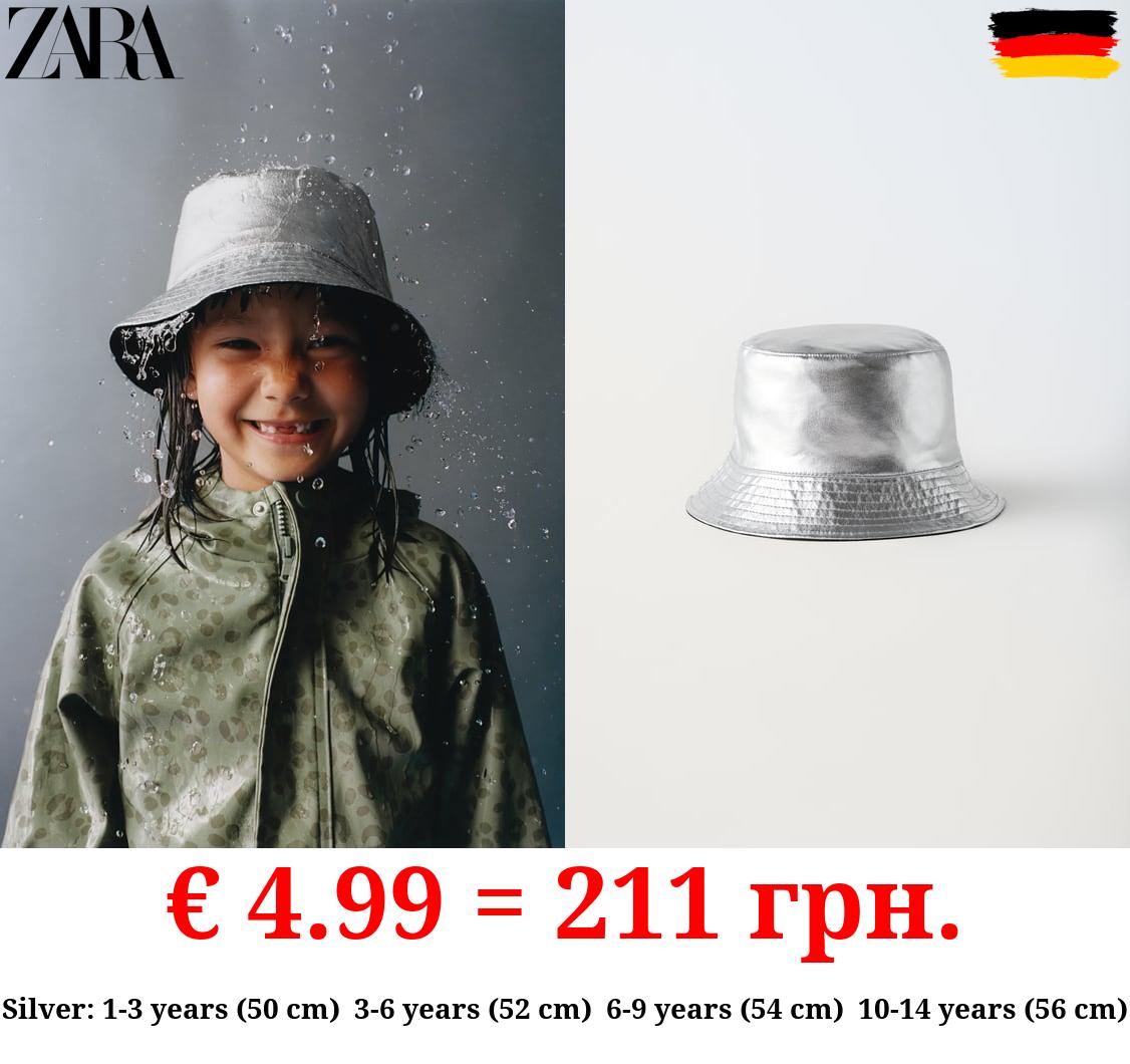 REVERSIBLE BUCKET HAT