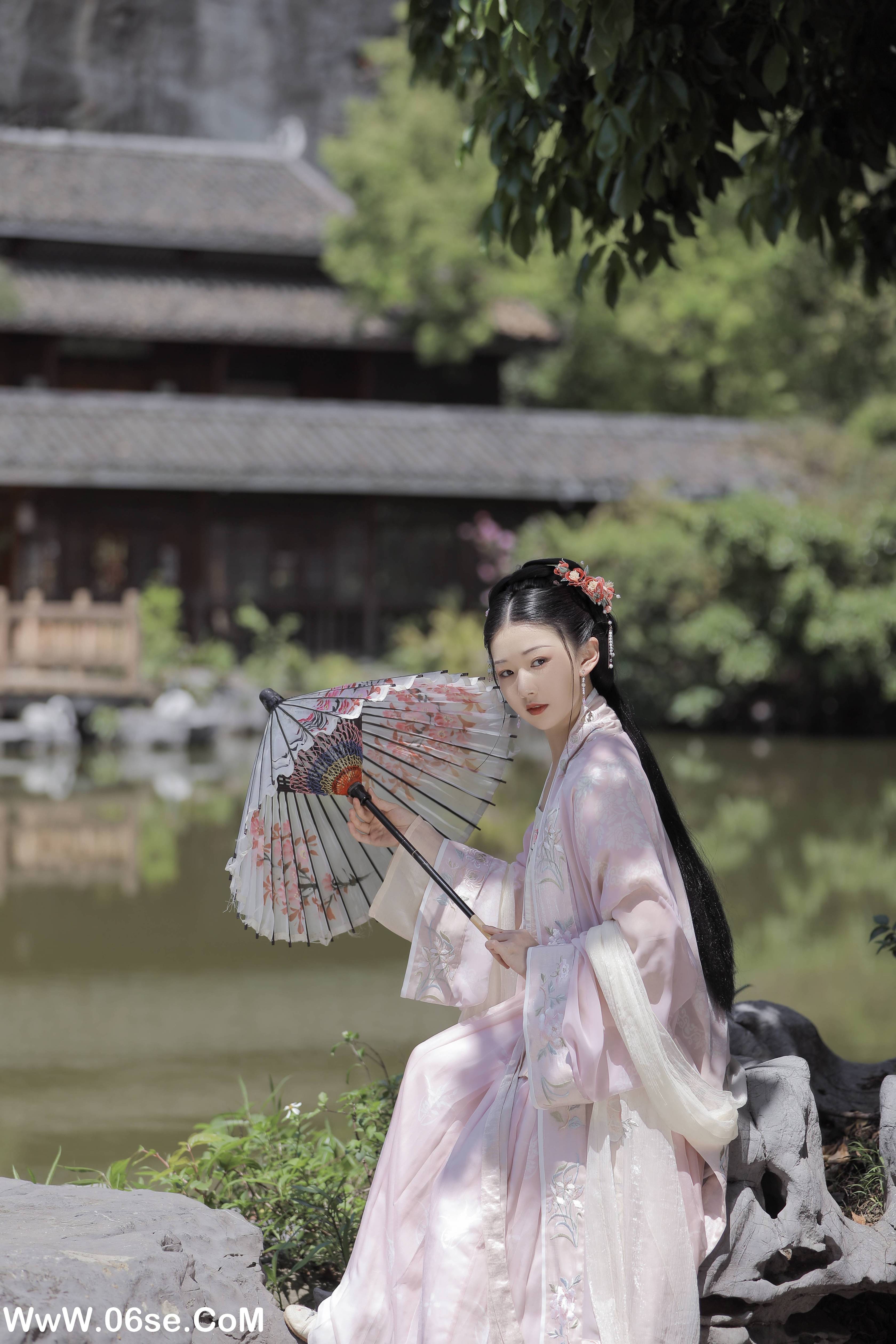 图片[20]-[YITUYU艺图语]2022.06.03 落花风 酸辣湯兒[27P-376.03MB]-六色网