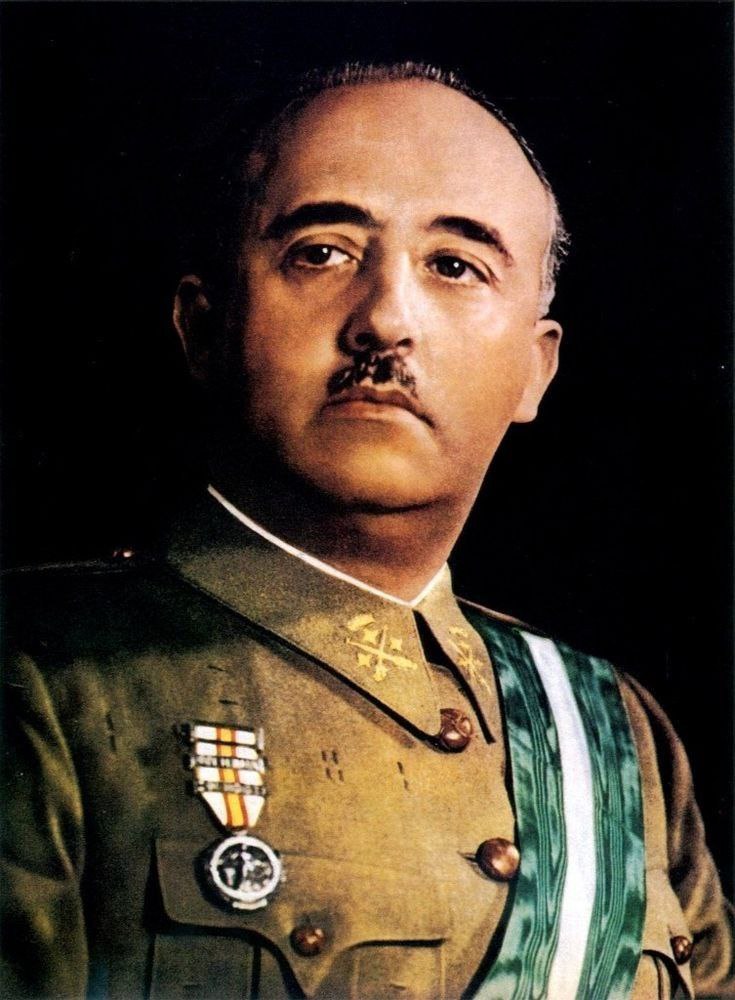 Erotik gozal mushuklar