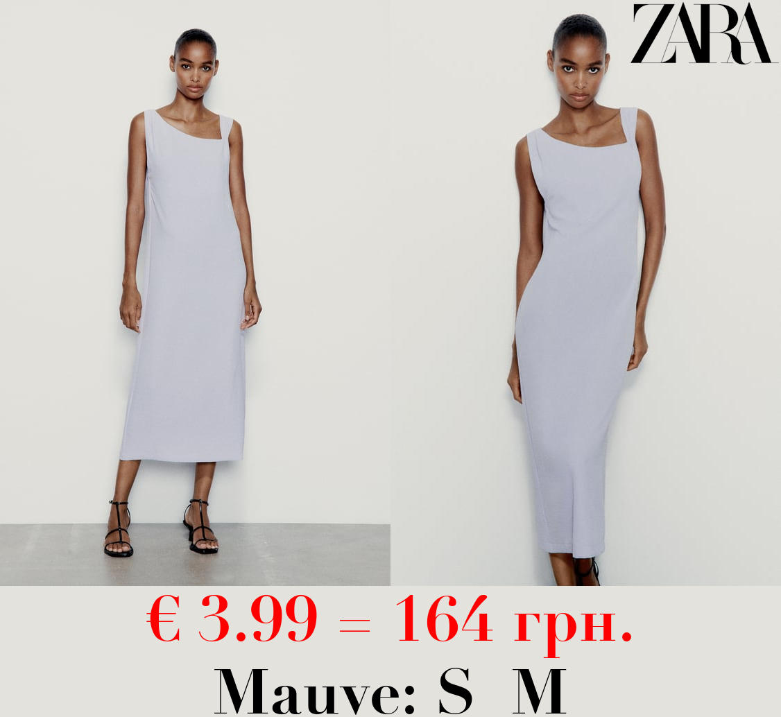 FLOWING DRESS WITH PLEATS