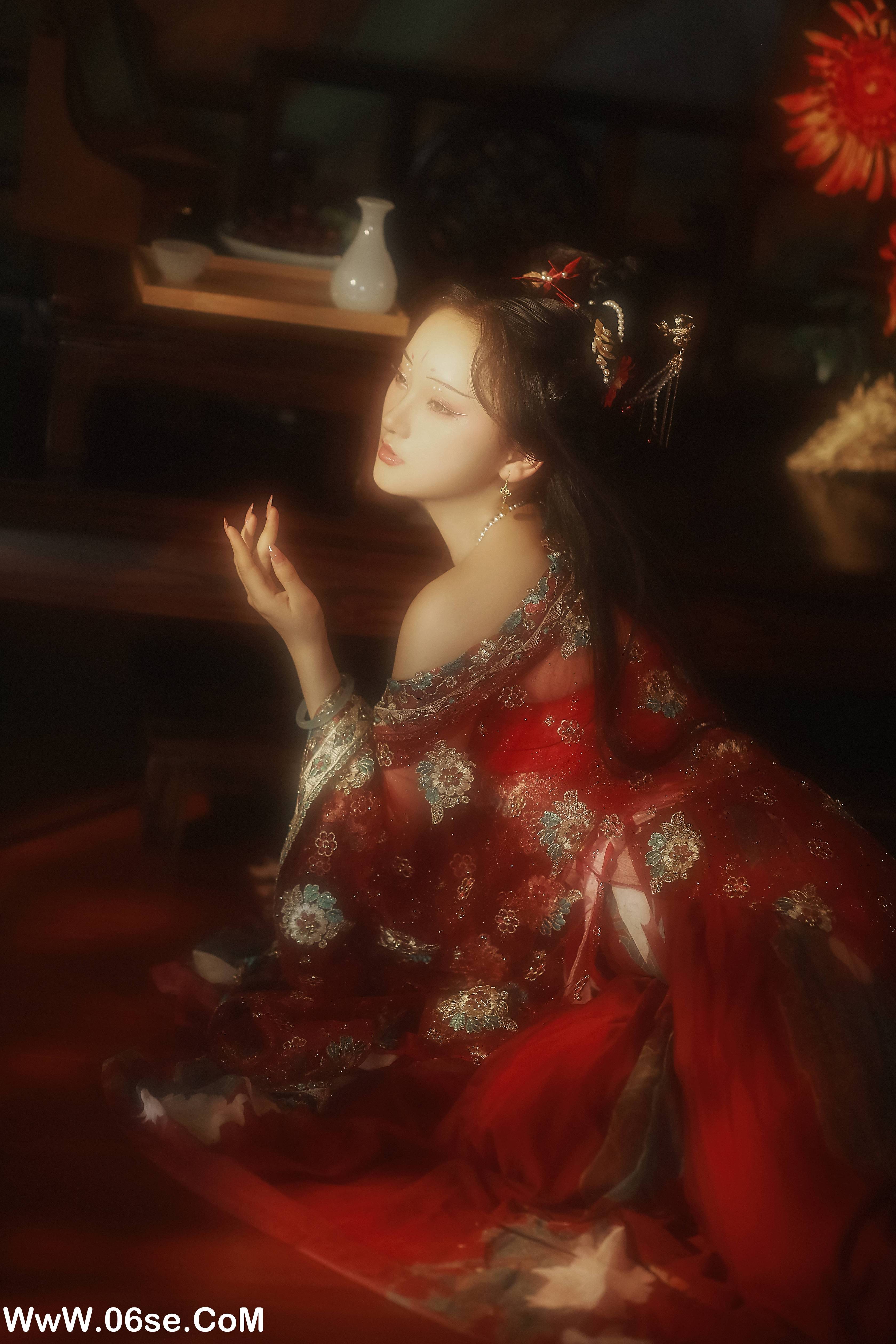 图片[19]-[YITUYU艺图语]2022.05.21 红豆 云之是小狐狸吖[26P-680.93 MB]-六色网