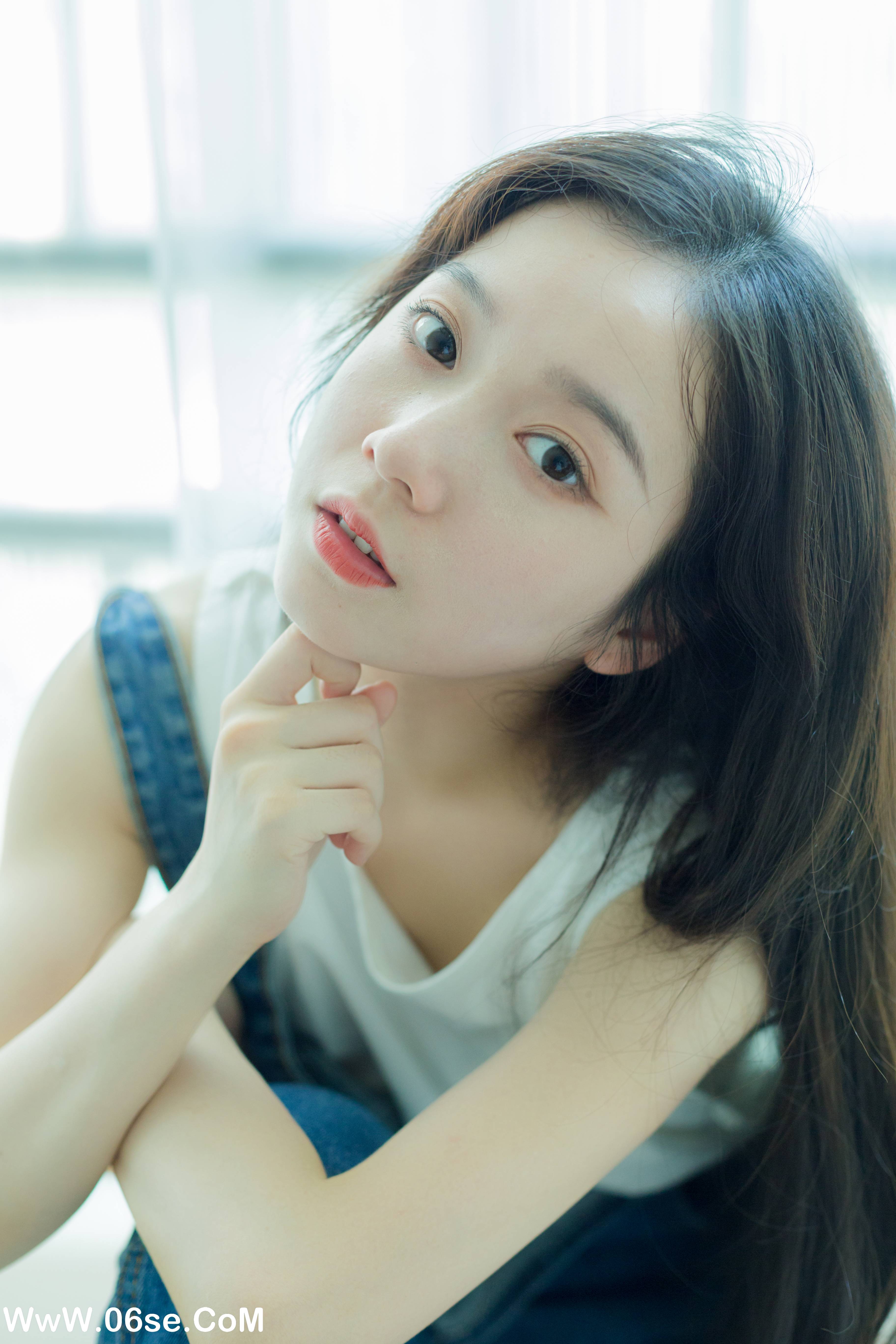 图片[2]-[YITUYU艺图语]2022.09.26 诗里的海 戈曼妮Nini[34+1P／252MB]-六色网
