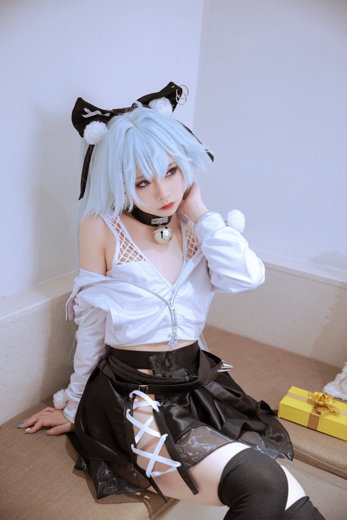 Cosplay G44不会受伤 芙洛伦白情 18