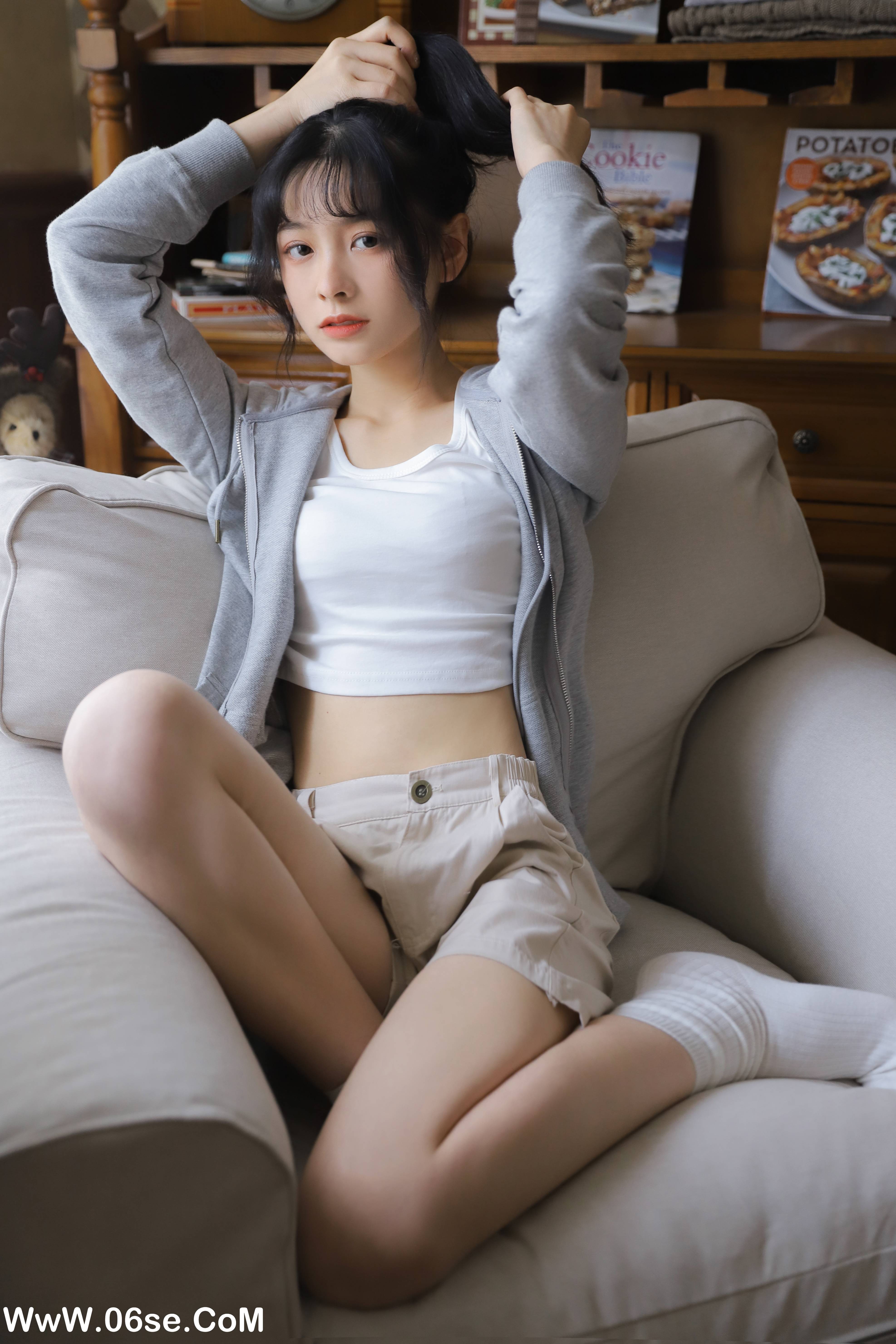 图片[4]-[YITUYU艺图语]2022.08.01 灰色轨迹 -春夏_[22+1P／210MB]-六色网