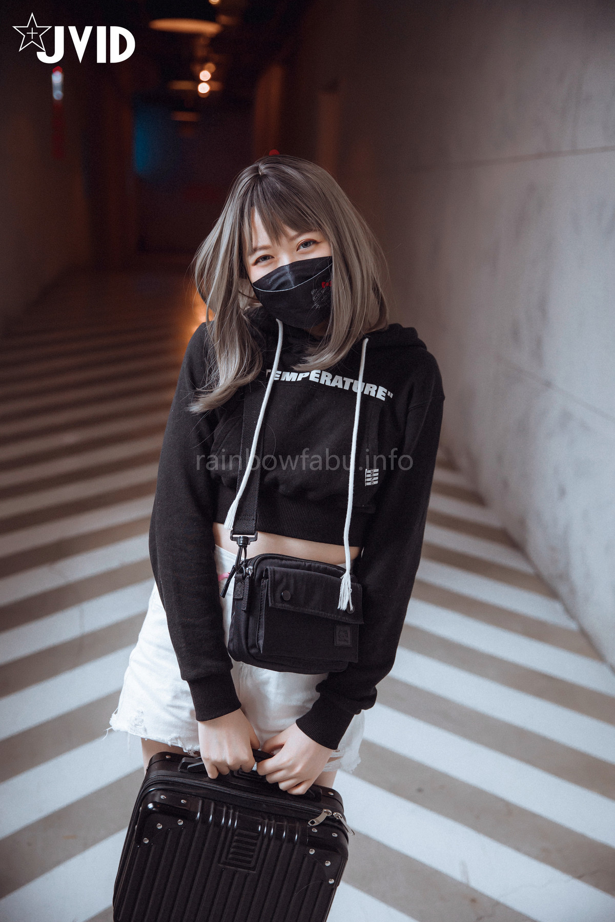 JVID精品 卯咪-兼职做片场修片师 5